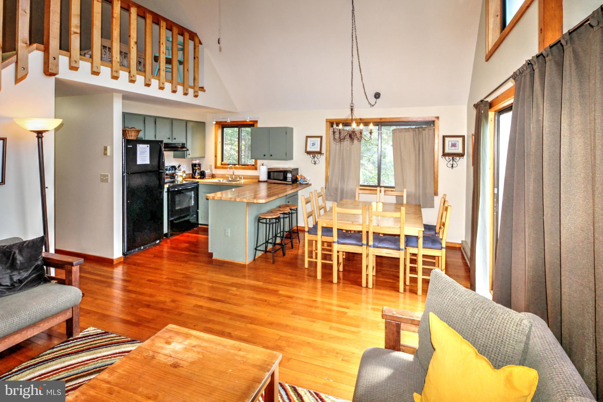 198 HOODS POINT ROAD