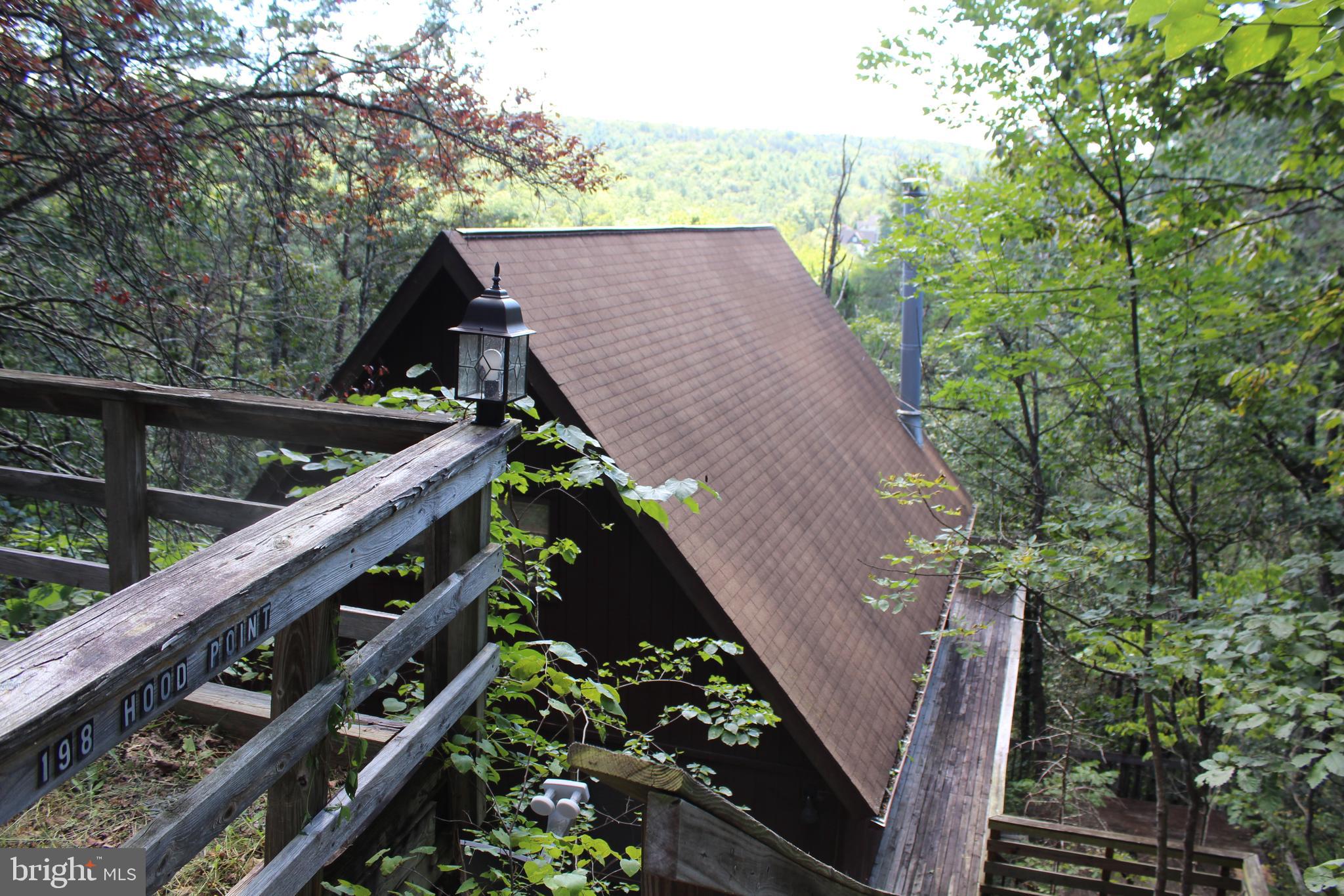 198 HOODS POINT ROAD