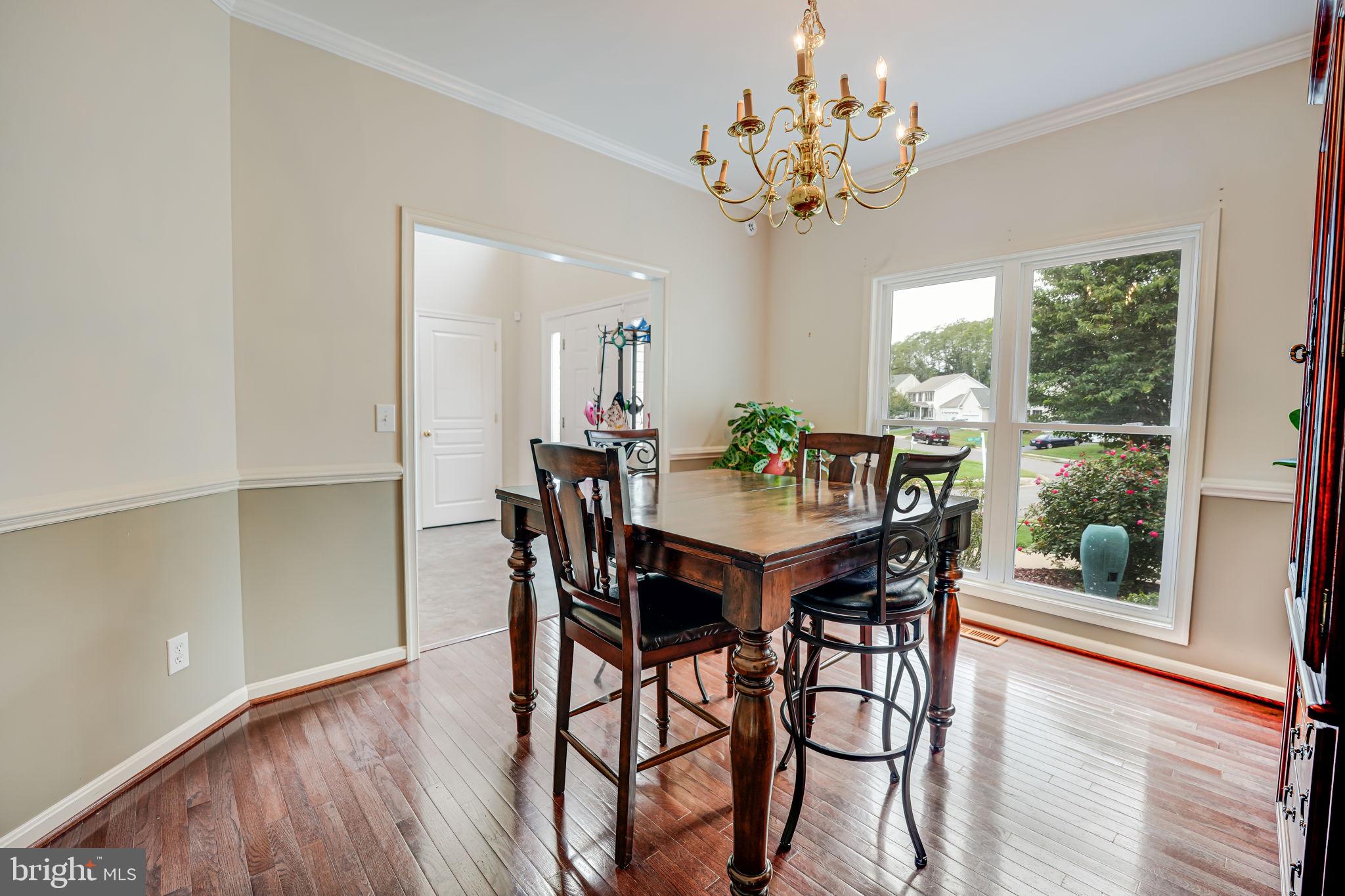 2702 McKenzie Ln