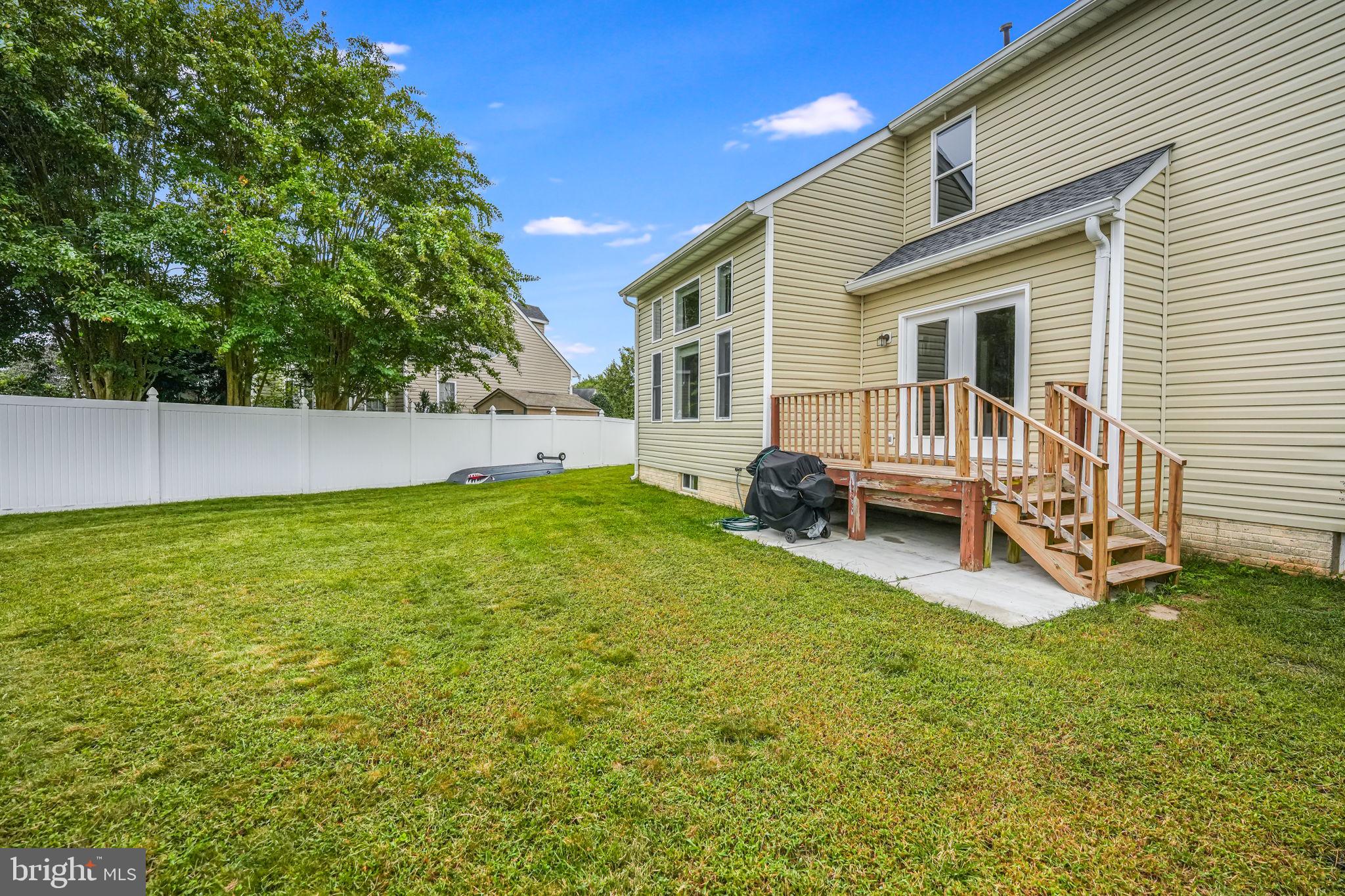 2702 McKenzie Ln