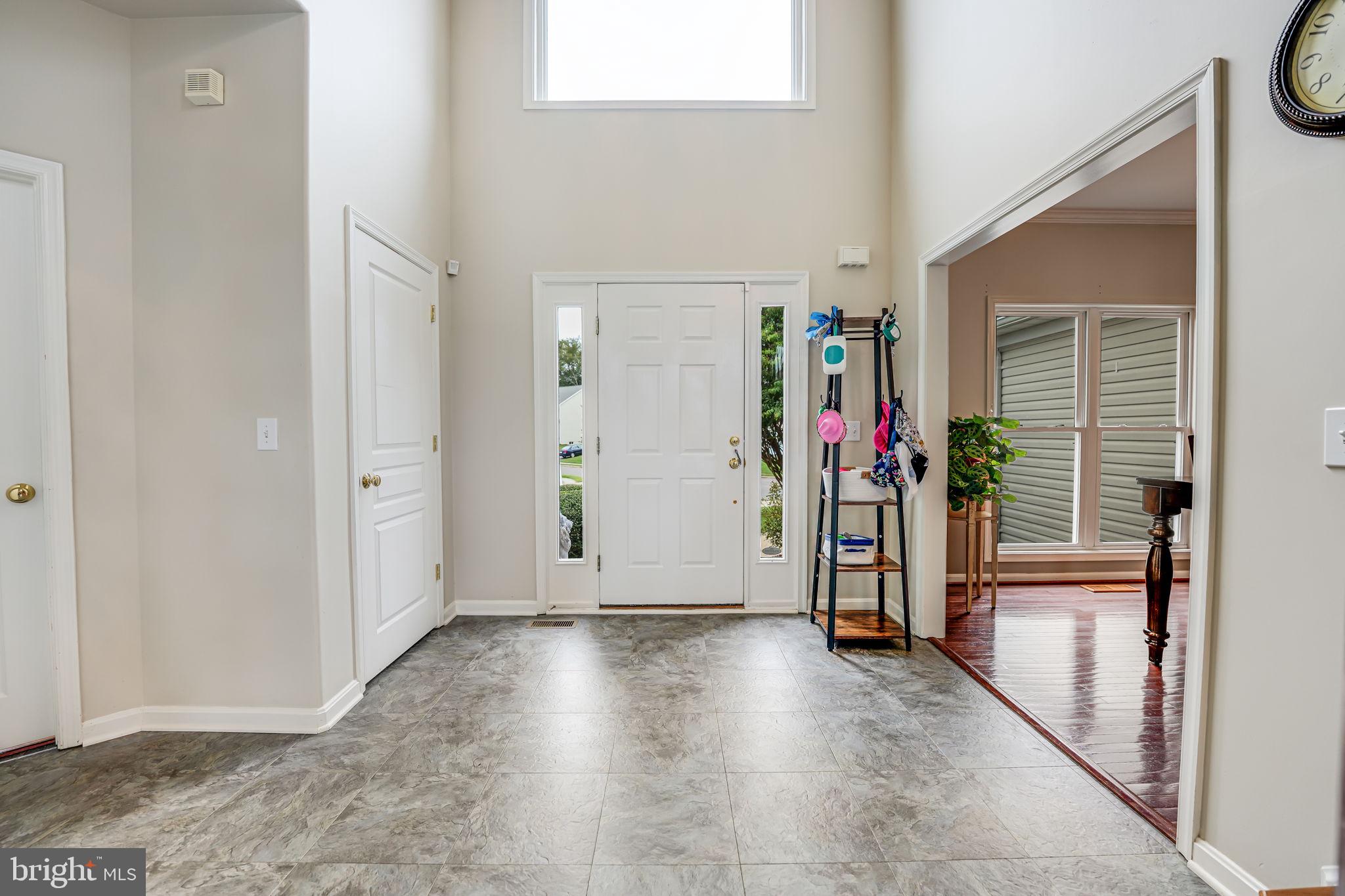 2702 McKenzie Ln