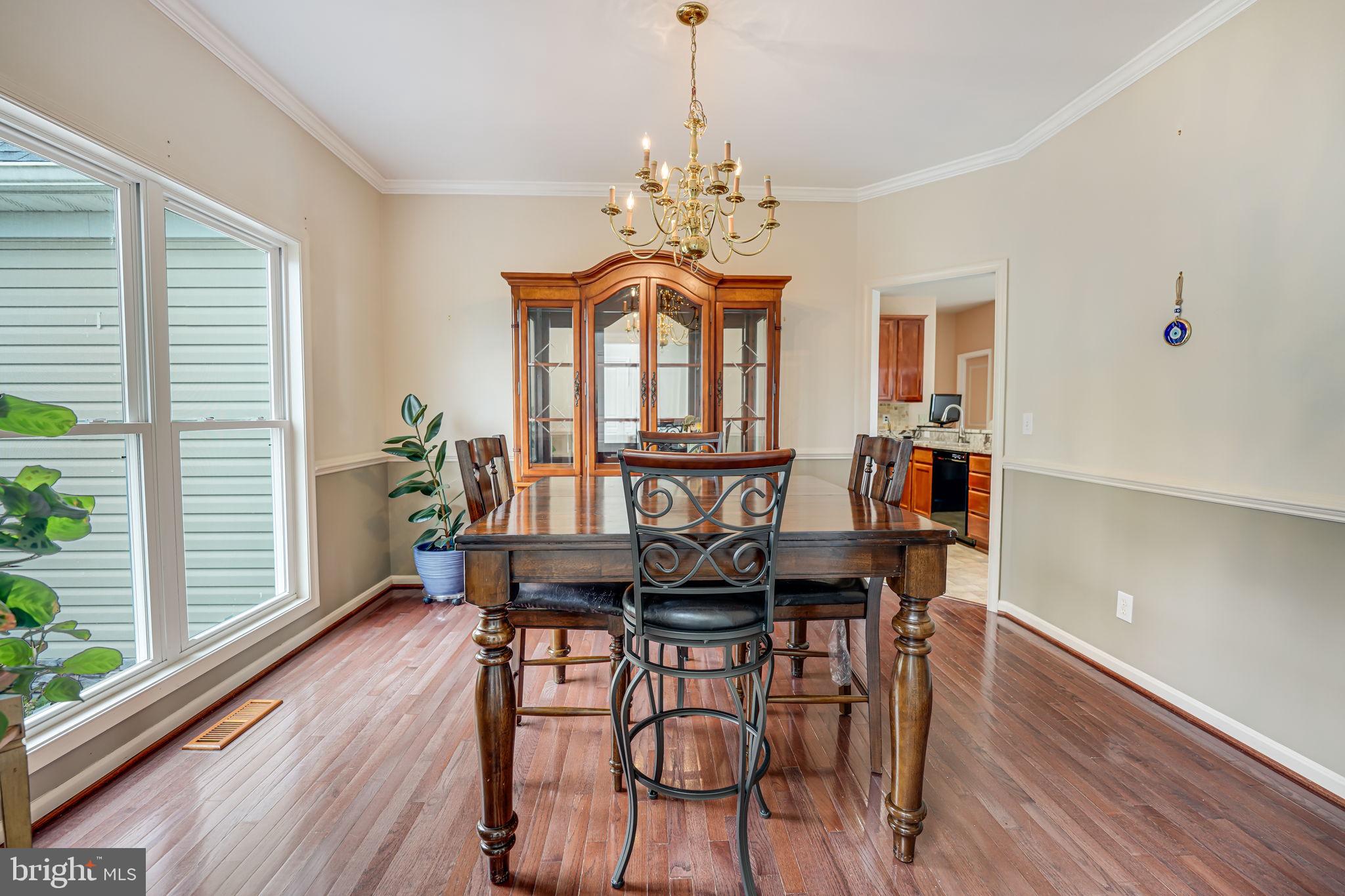 2702 McKenzie Ln