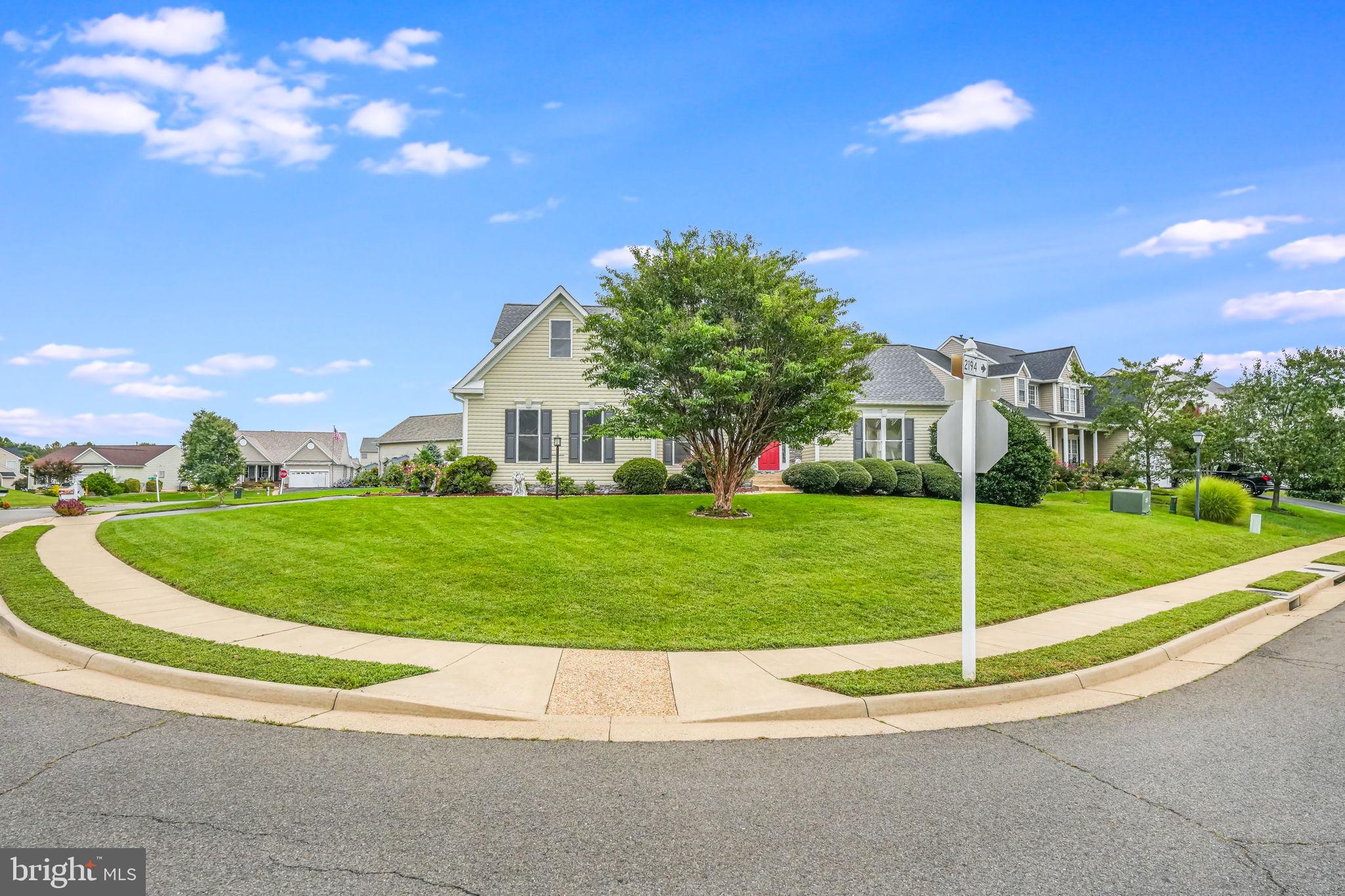2702 McKenzie Ln