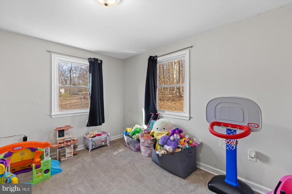 10904 Deerfield Dr