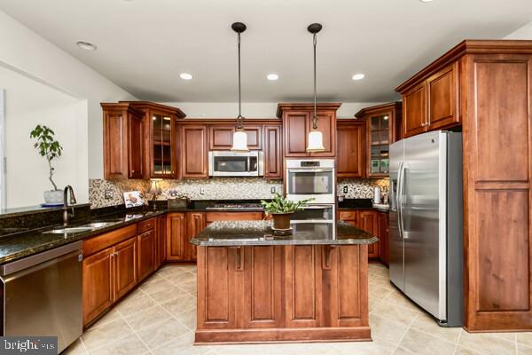 66 Coachman Cir