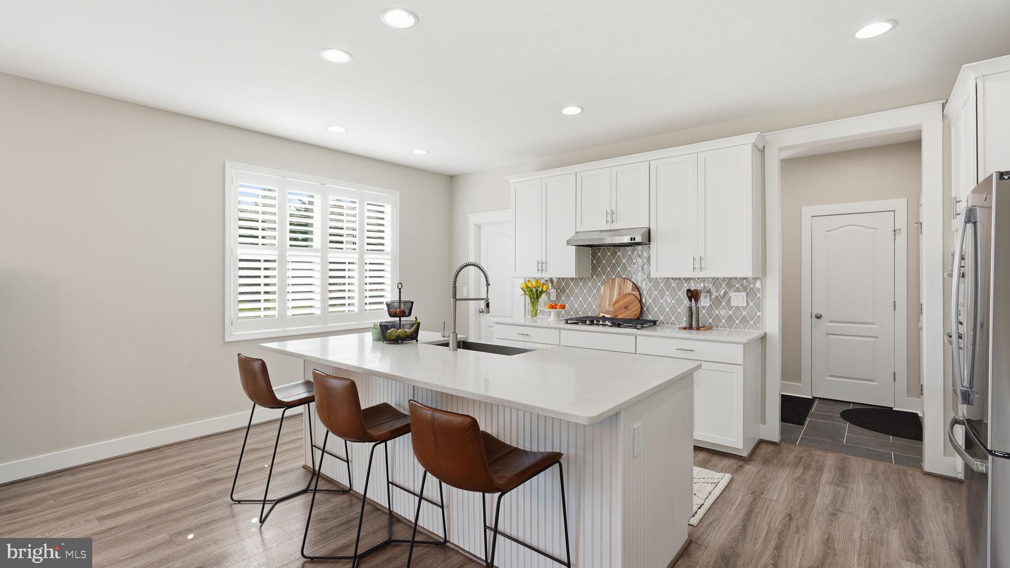 108 BROOKE POINT COURT