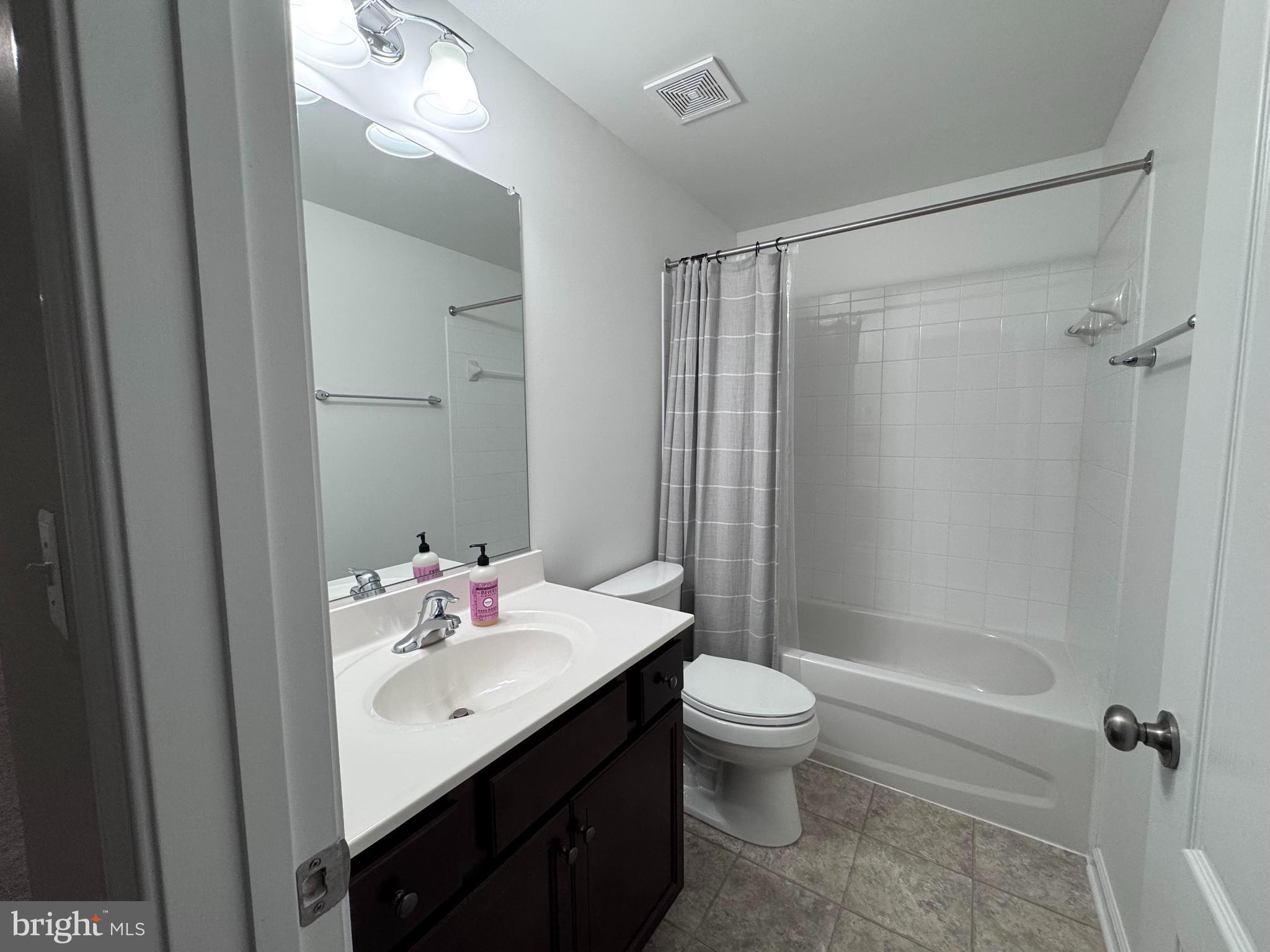 108 BROOKE POINT COURT