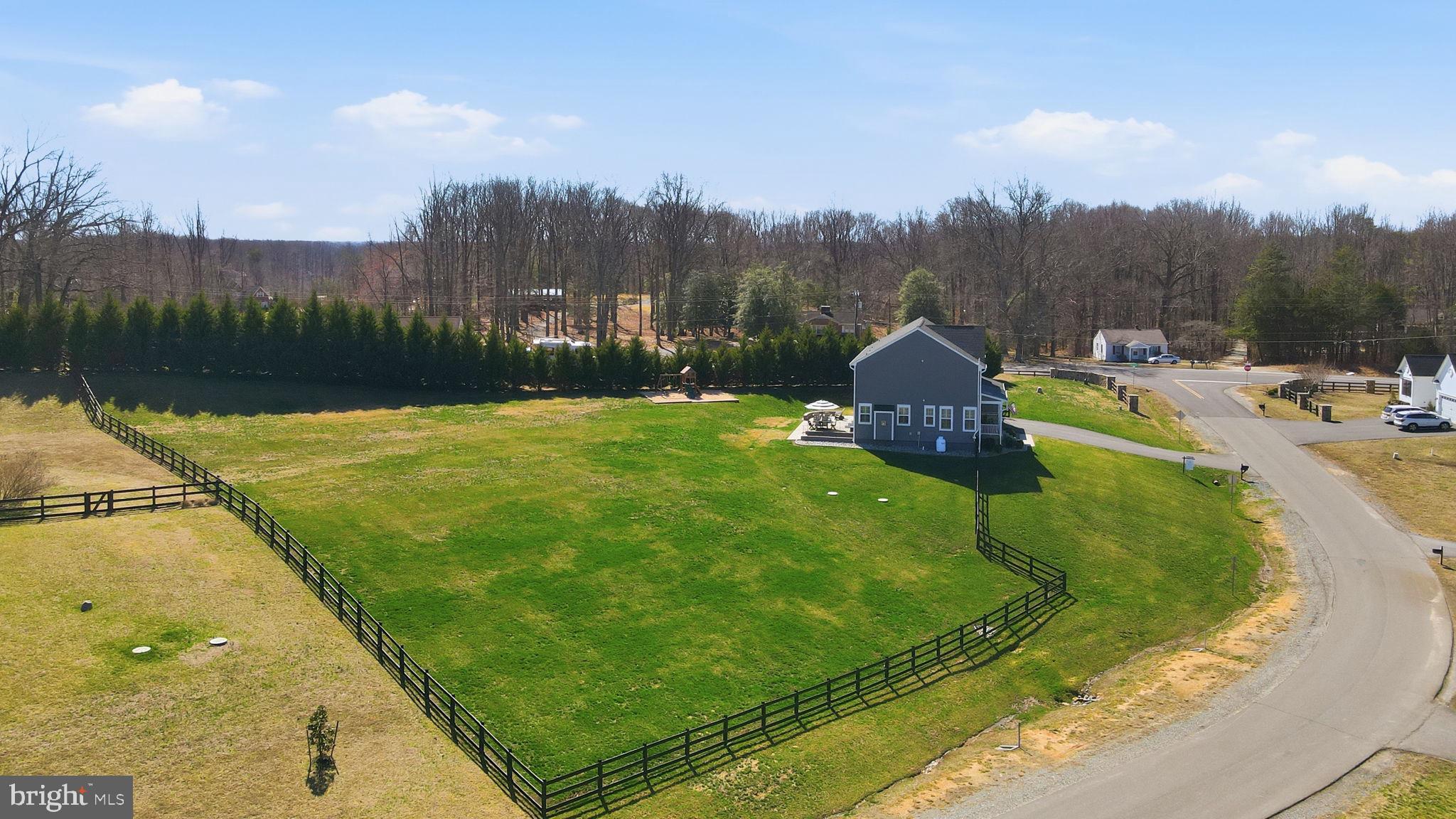 108 BROOKE POINT COURT