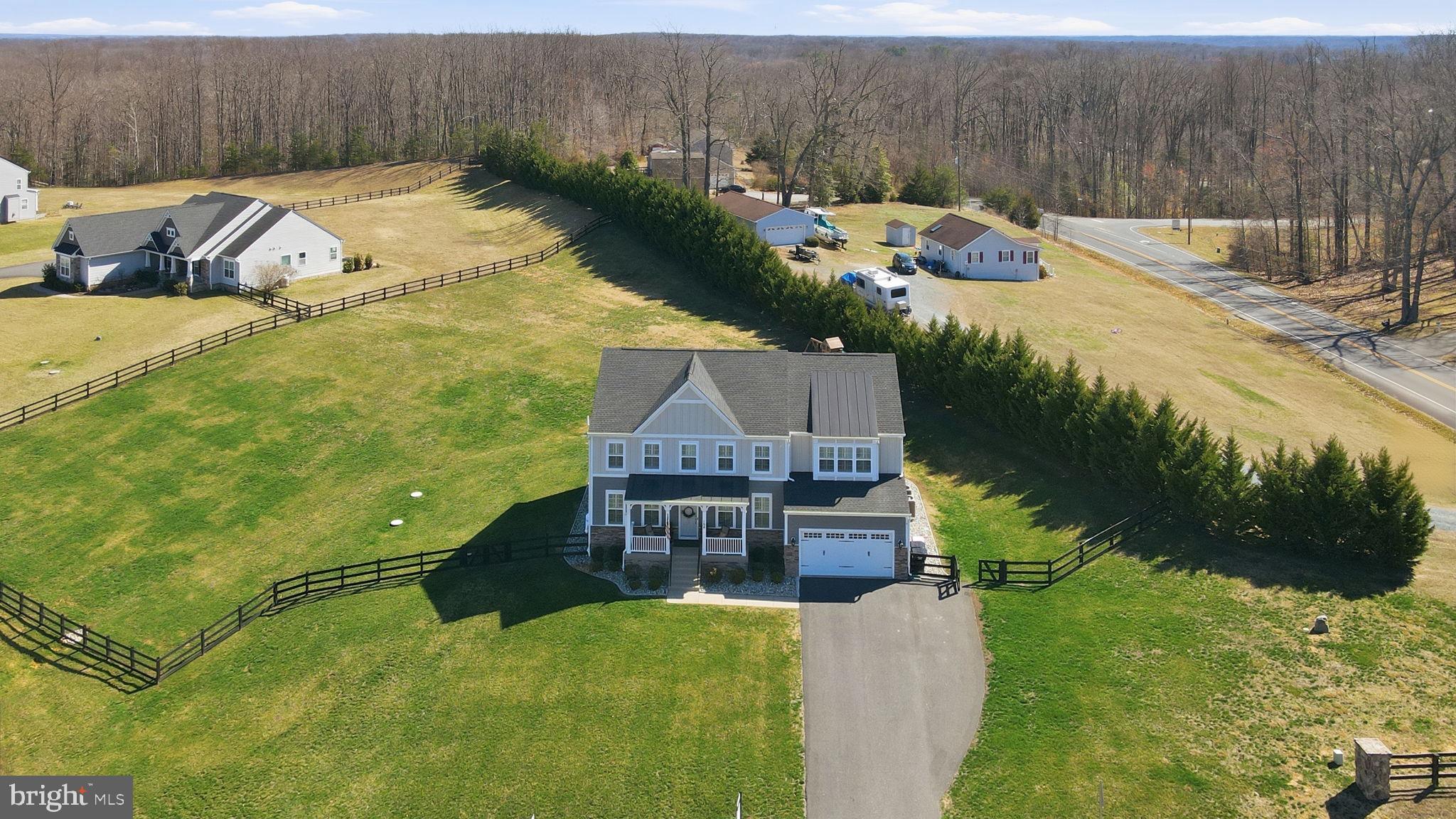 108 BROOKE POINT COURT