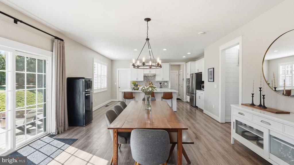 108 BROOKE POINT COURT