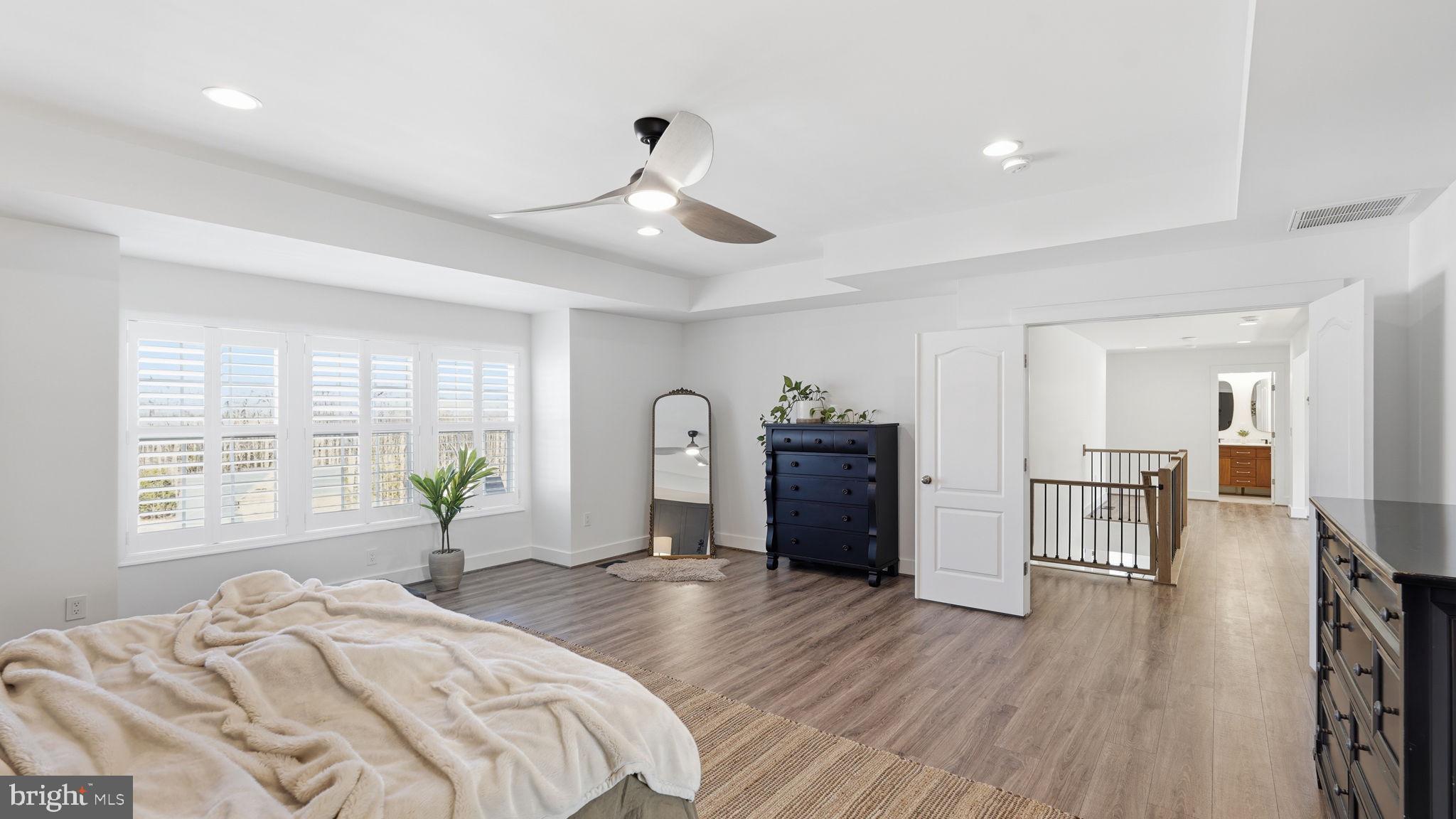 108 BROOKE POINT COURT