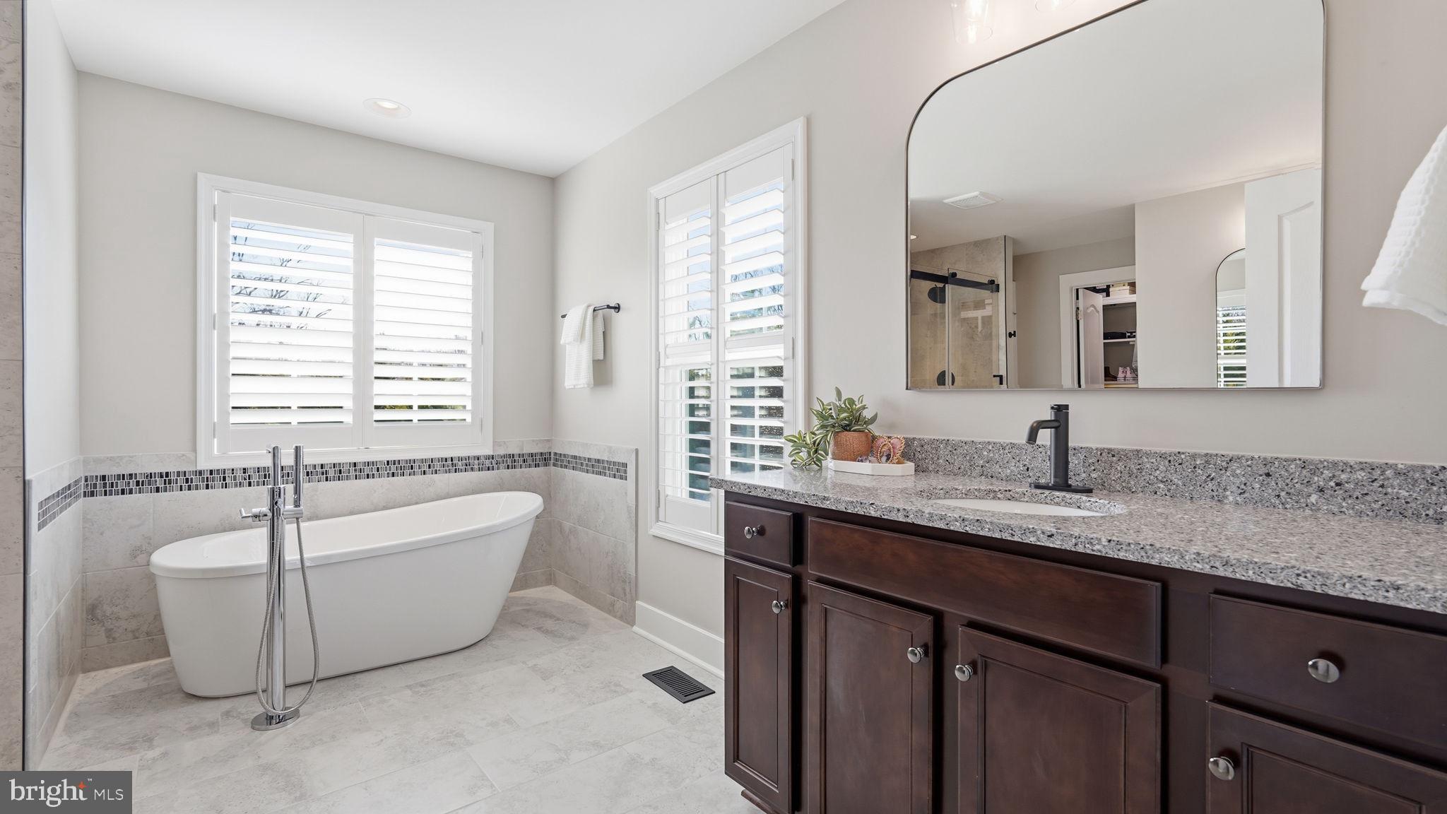 108 BROOKE POINT COURT