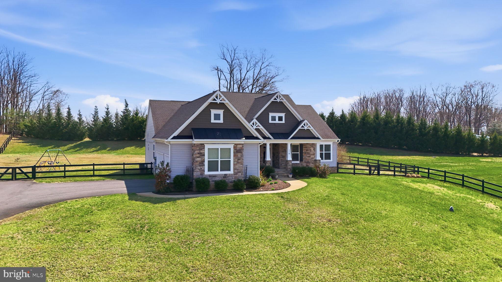 116 BROOKE POINT COURT