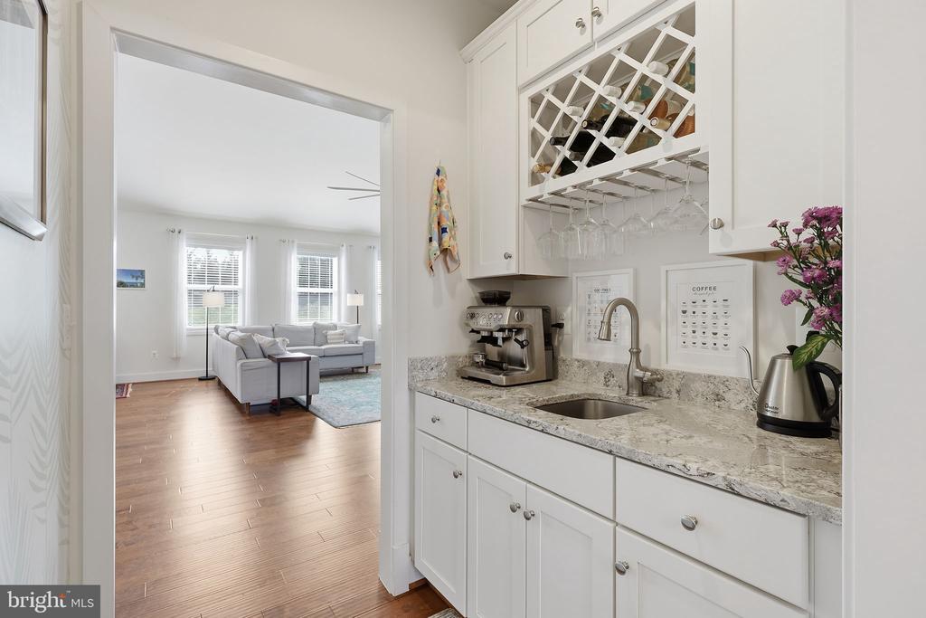 116 BROOKE POINT COURT