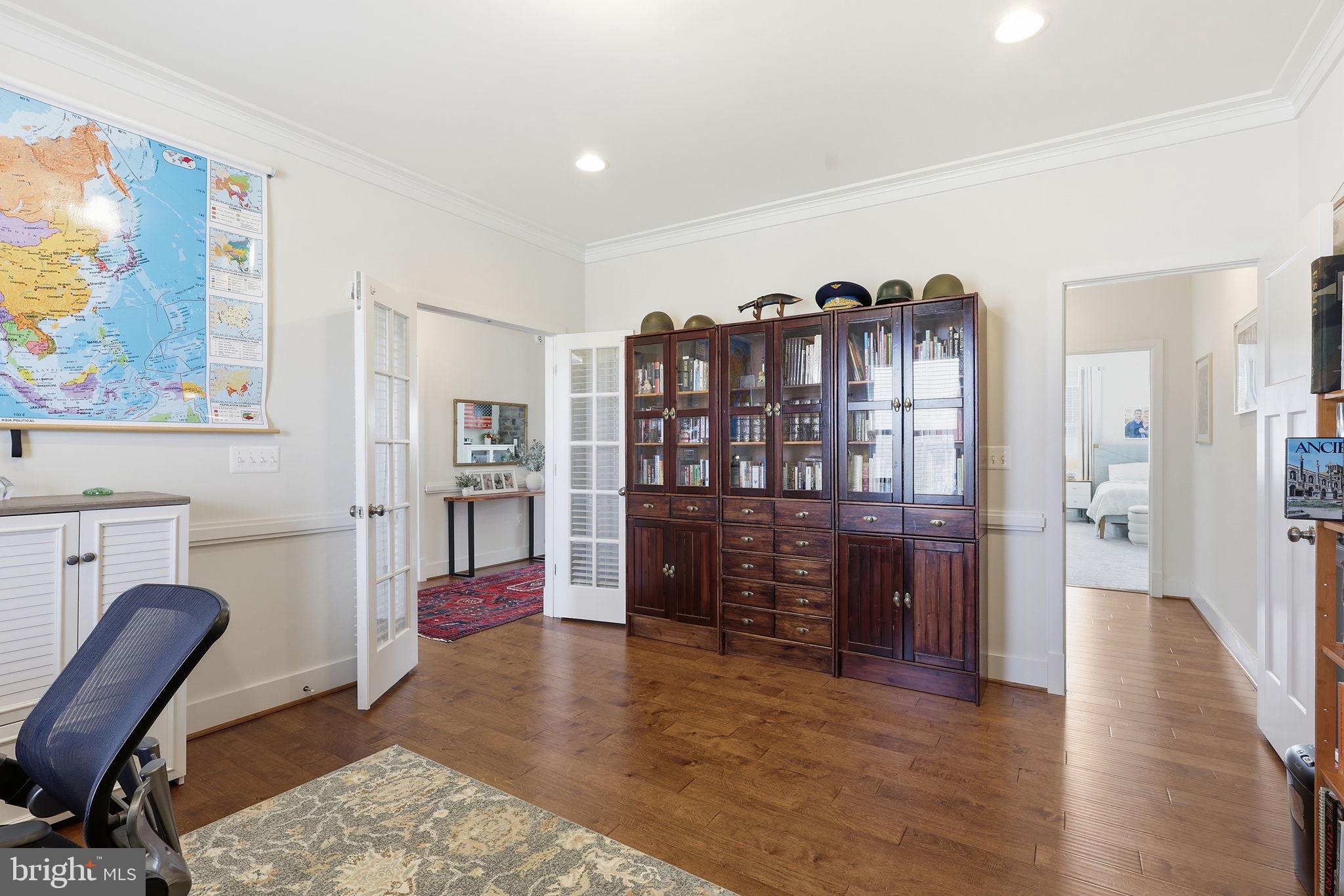 116 BROOKE POINT COURT