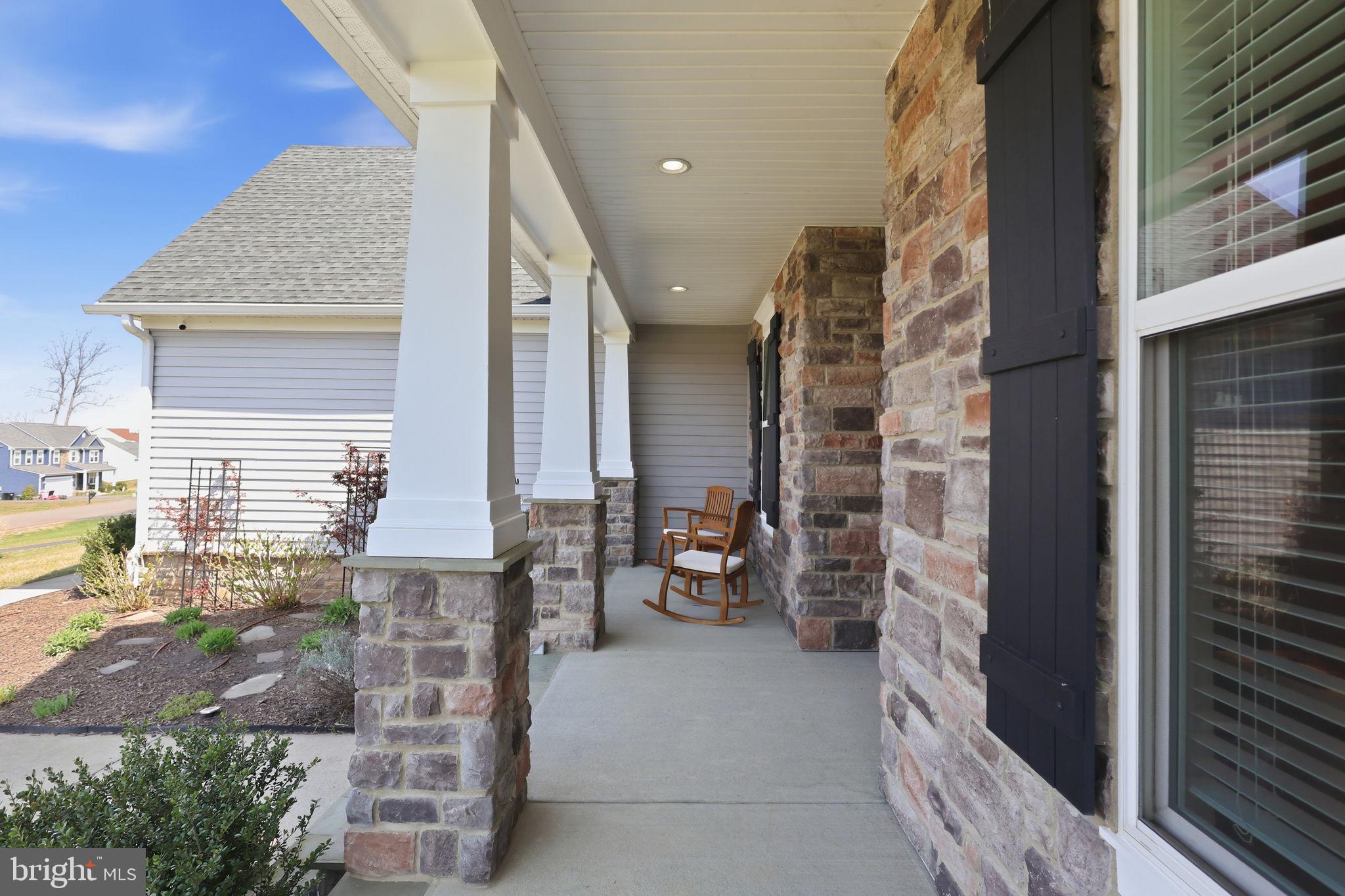 116 BROOKE POINT COURT