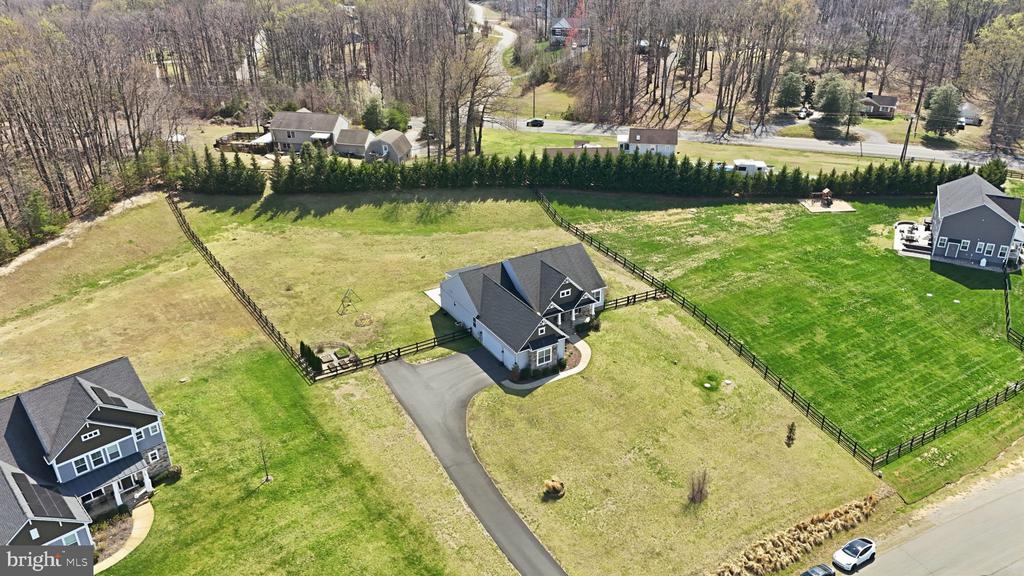 116 BROOKE POINT COURT