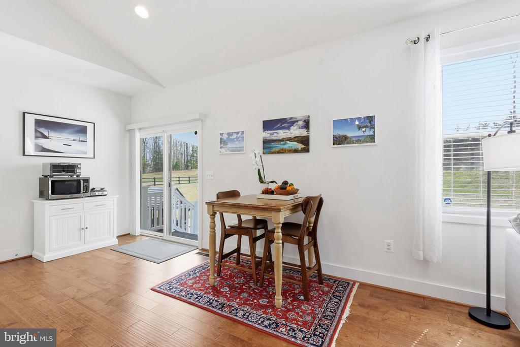 116 BROOKE POINT COURT