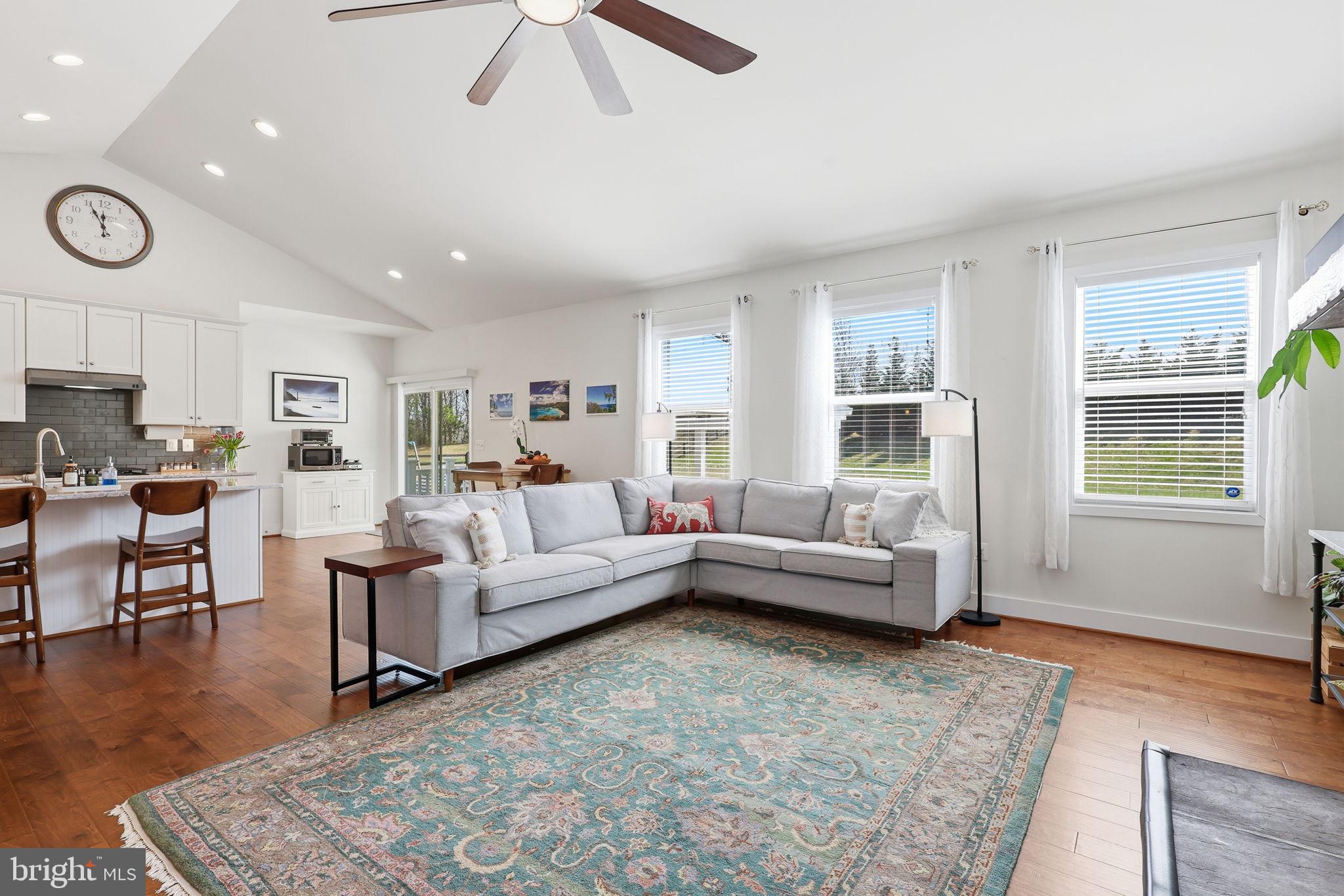 116 BROOKE POINT COURT