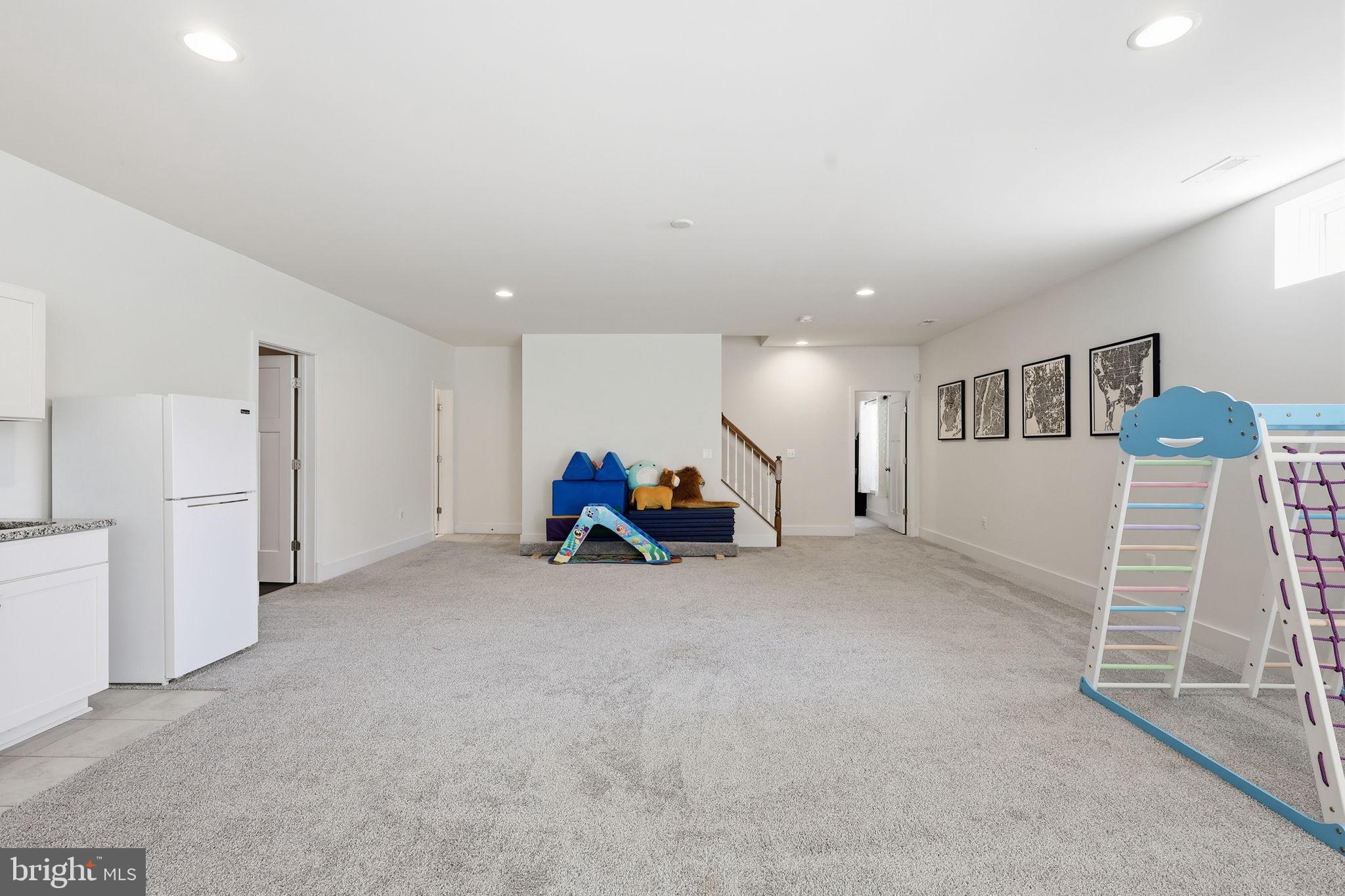 116 BROOKE POINT COURT