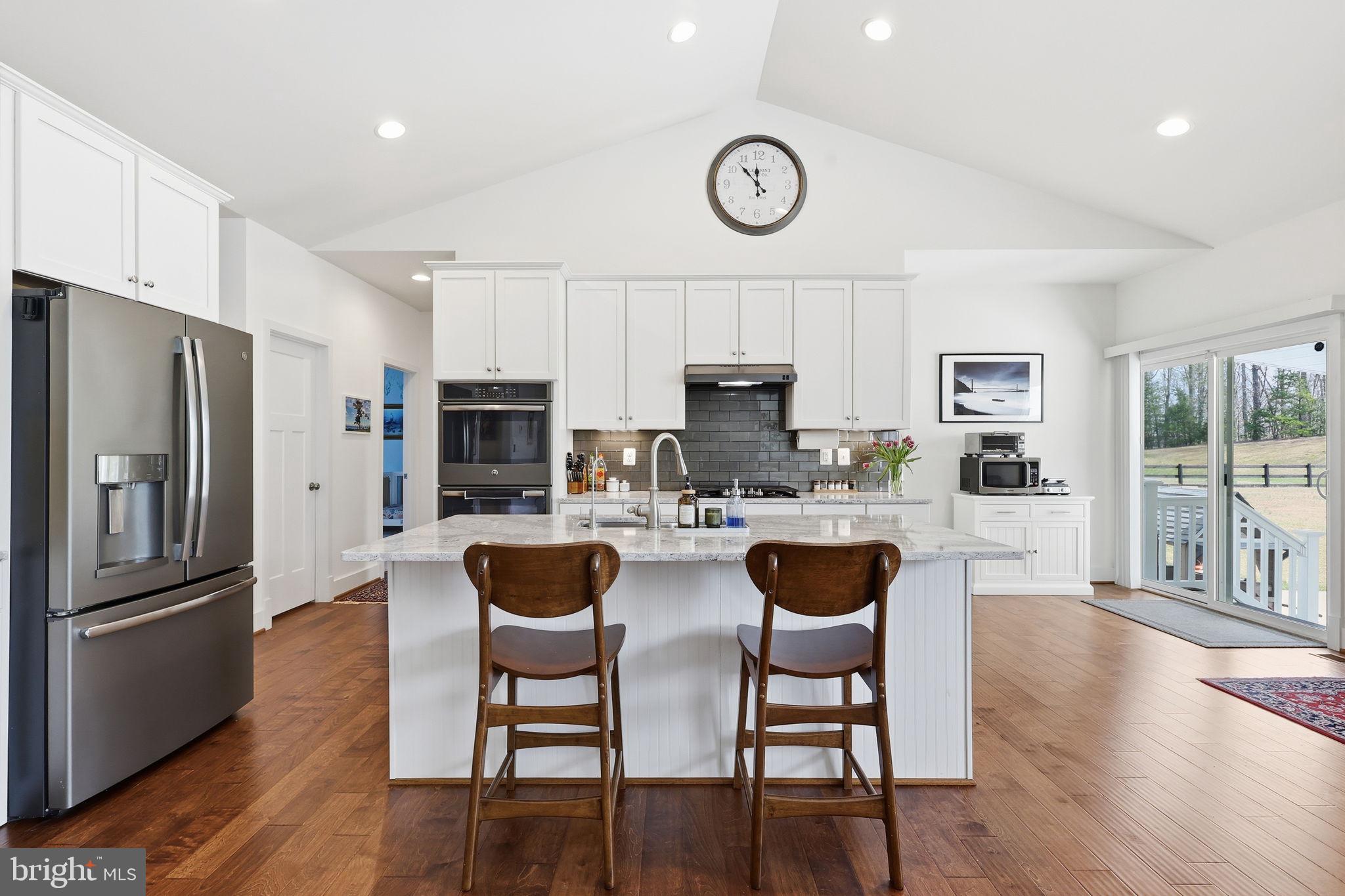 116 BROOKE POINT COURT