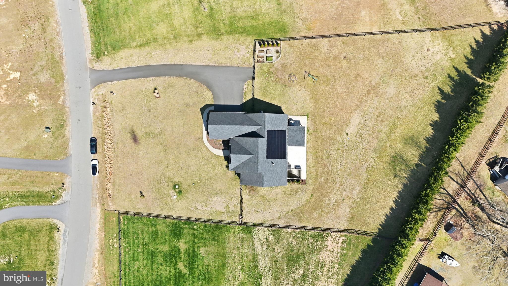 116 BROOKE POINT COURT