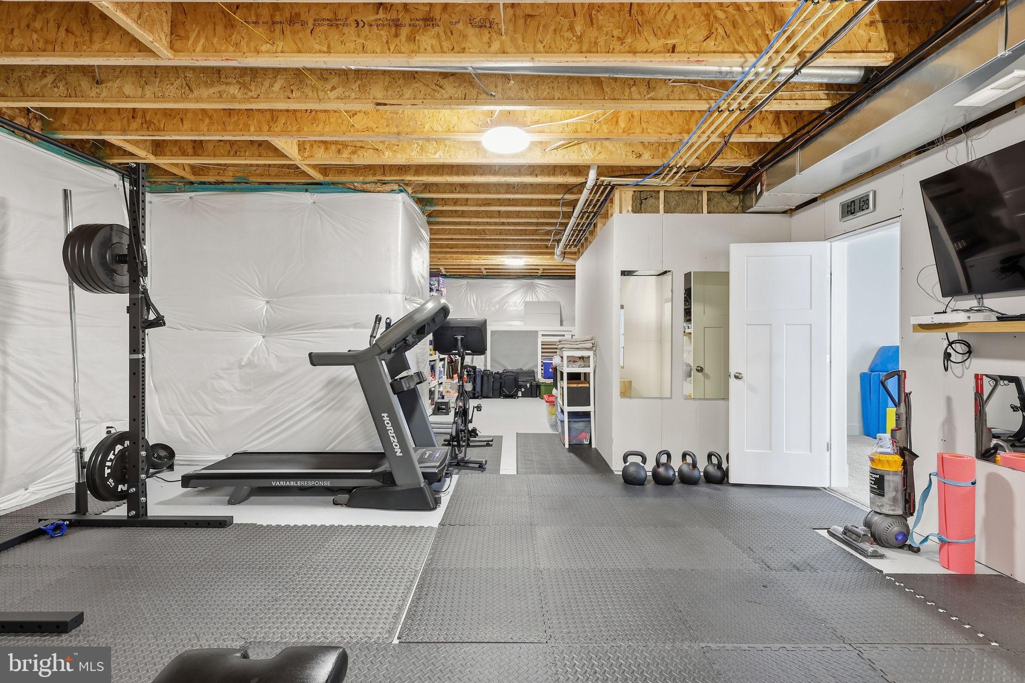 116 BROOKE POINT COURT