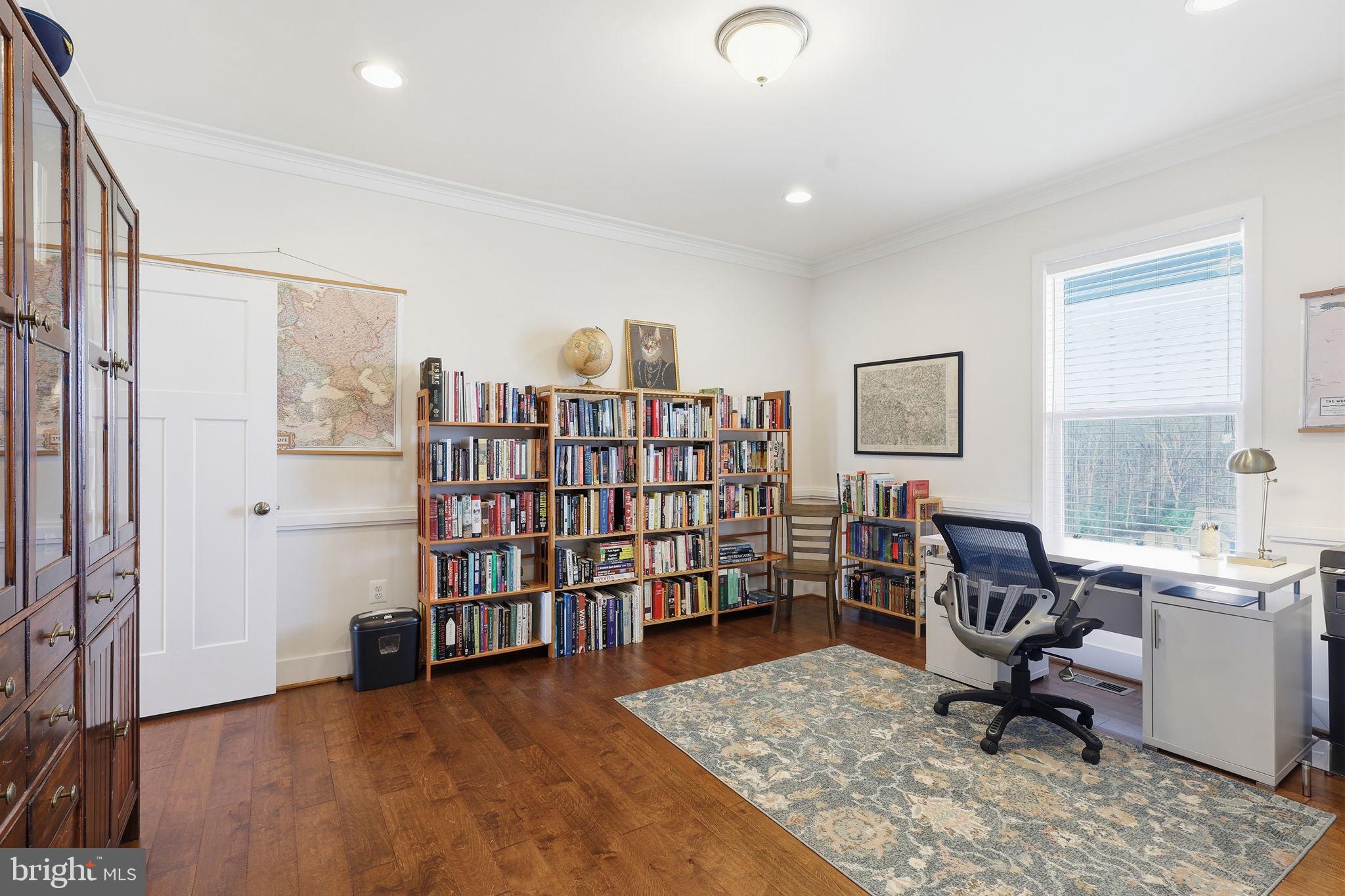 116 BROOKE POINT COURT