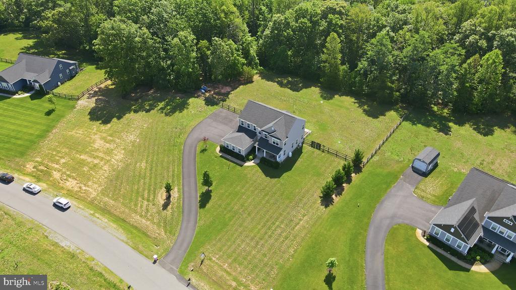 124 BROOKE POINT COURT