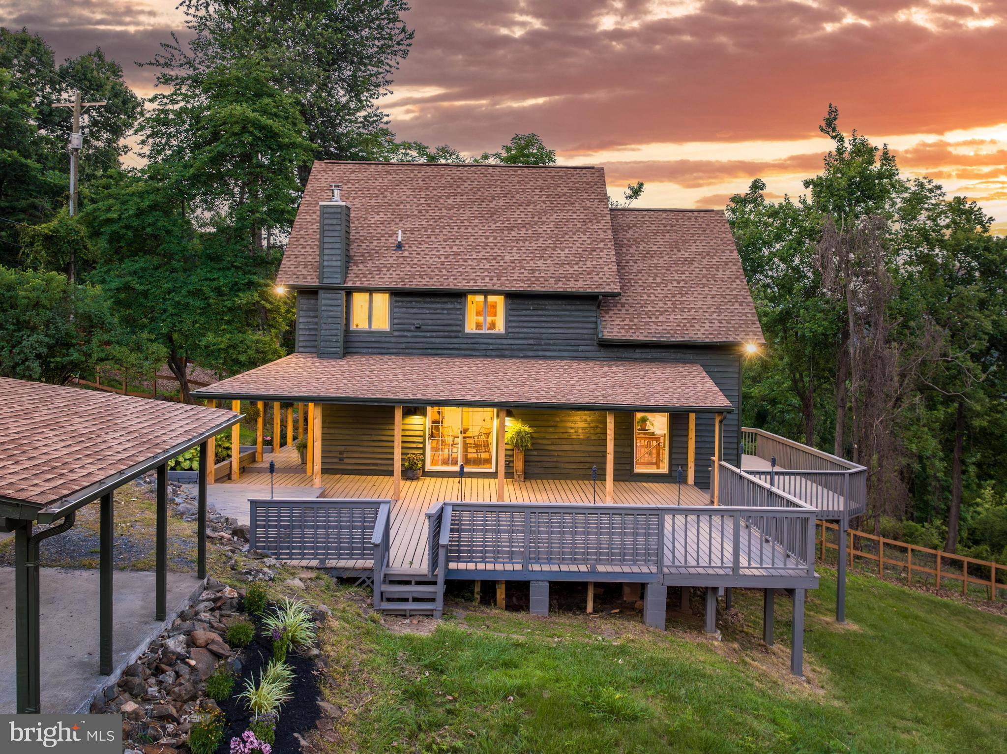 54 Arrowood Rd