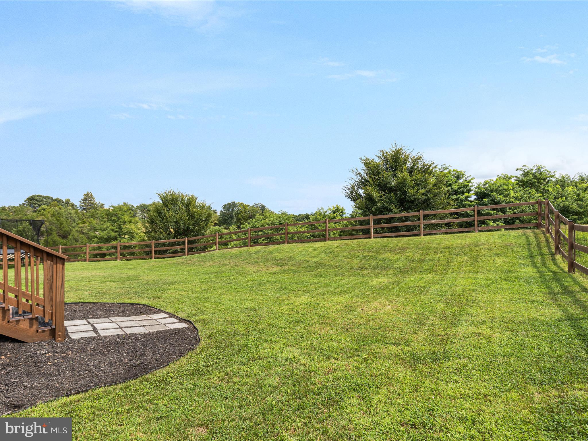 106 DIVOT COURT