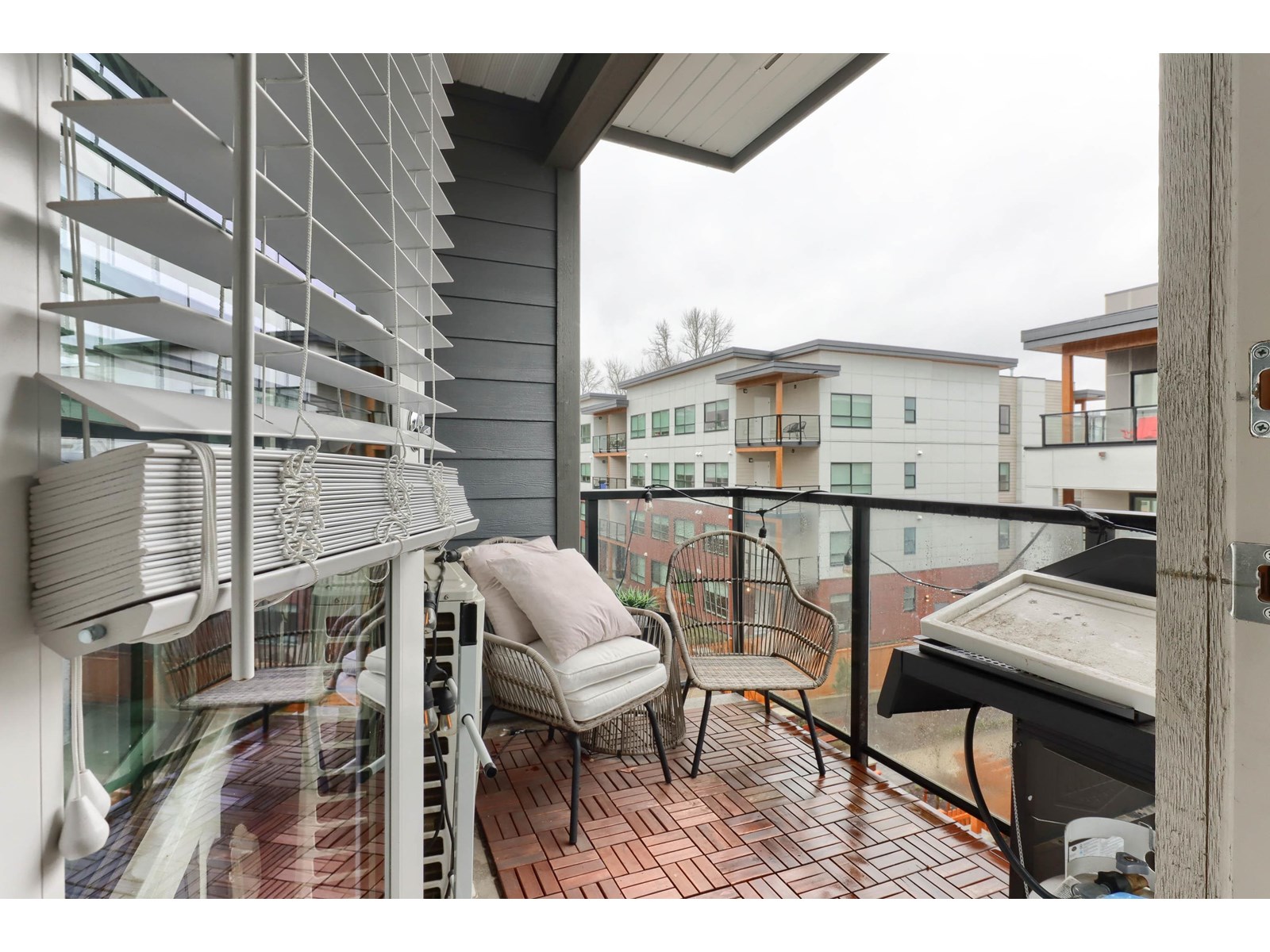 307 20356 72B AVENUE