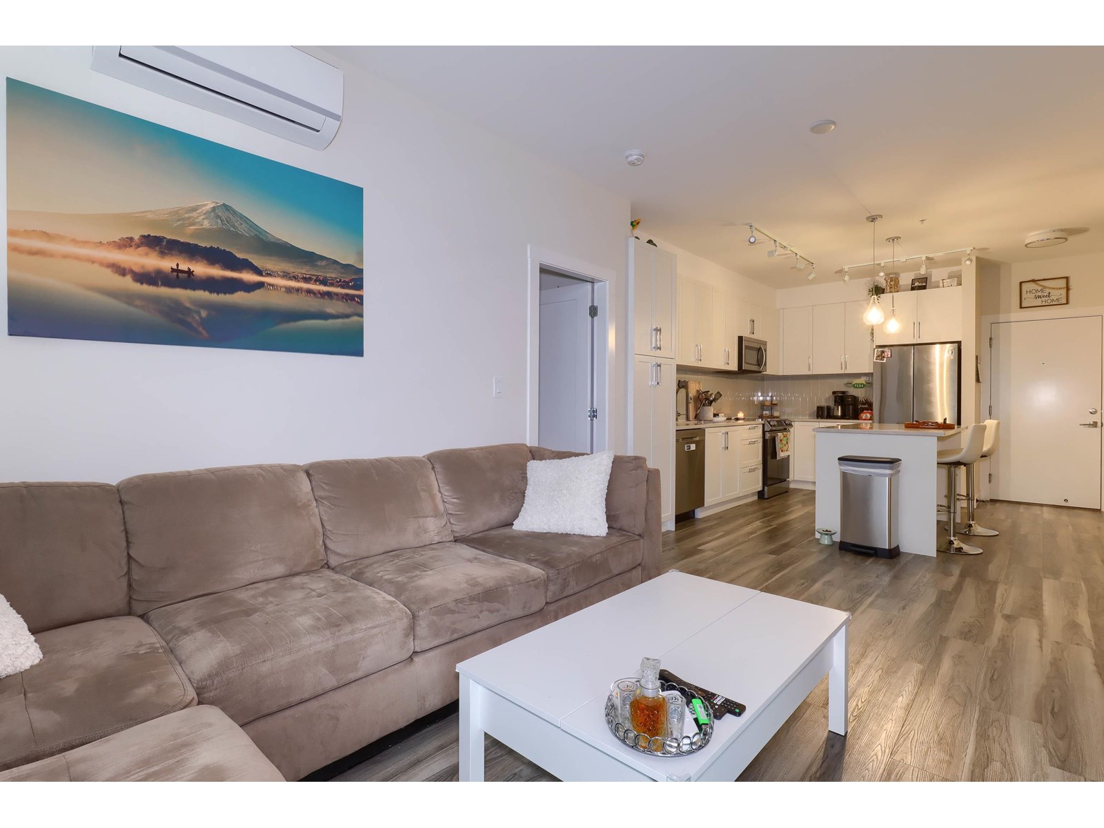 307 20356 72B AVENUE