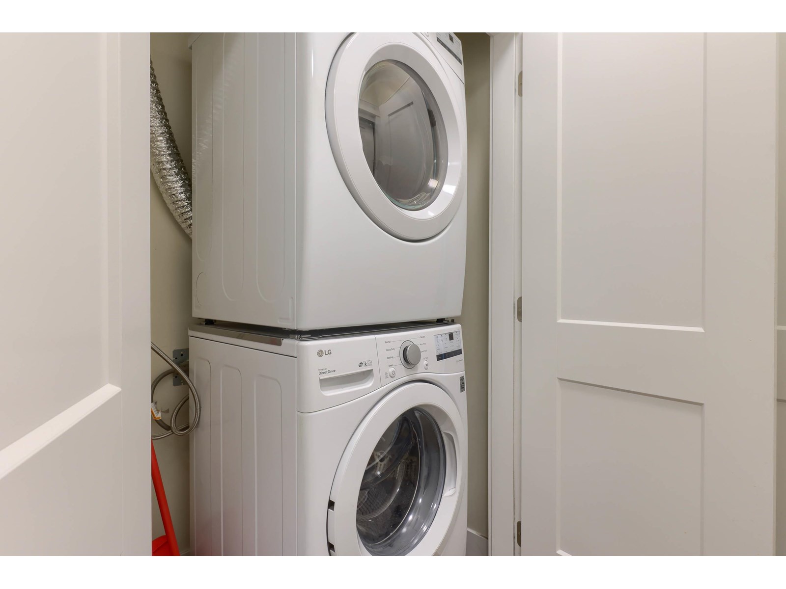 325 11077 RAVINE ROAD