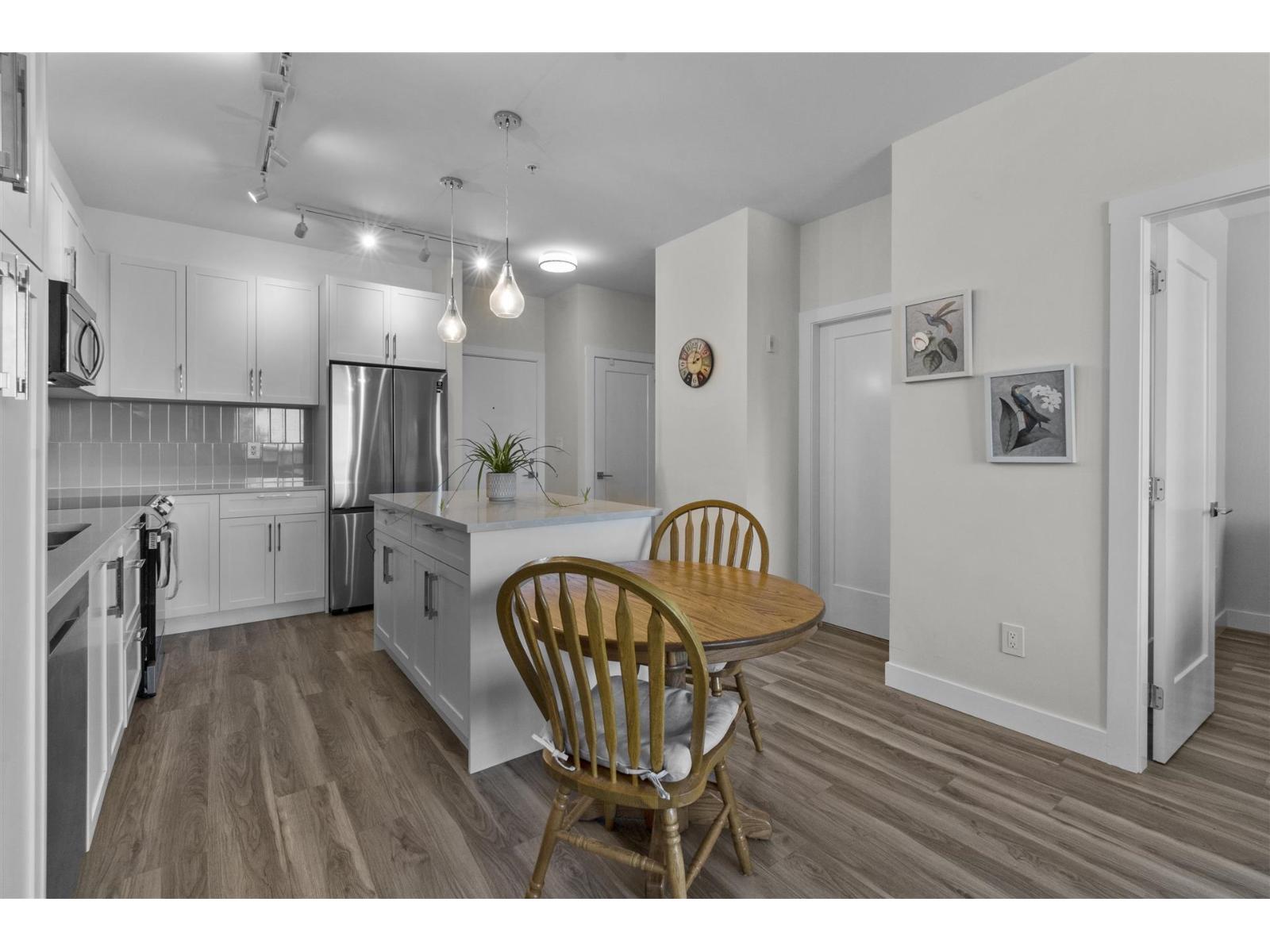 307 20356 72B AVENUE