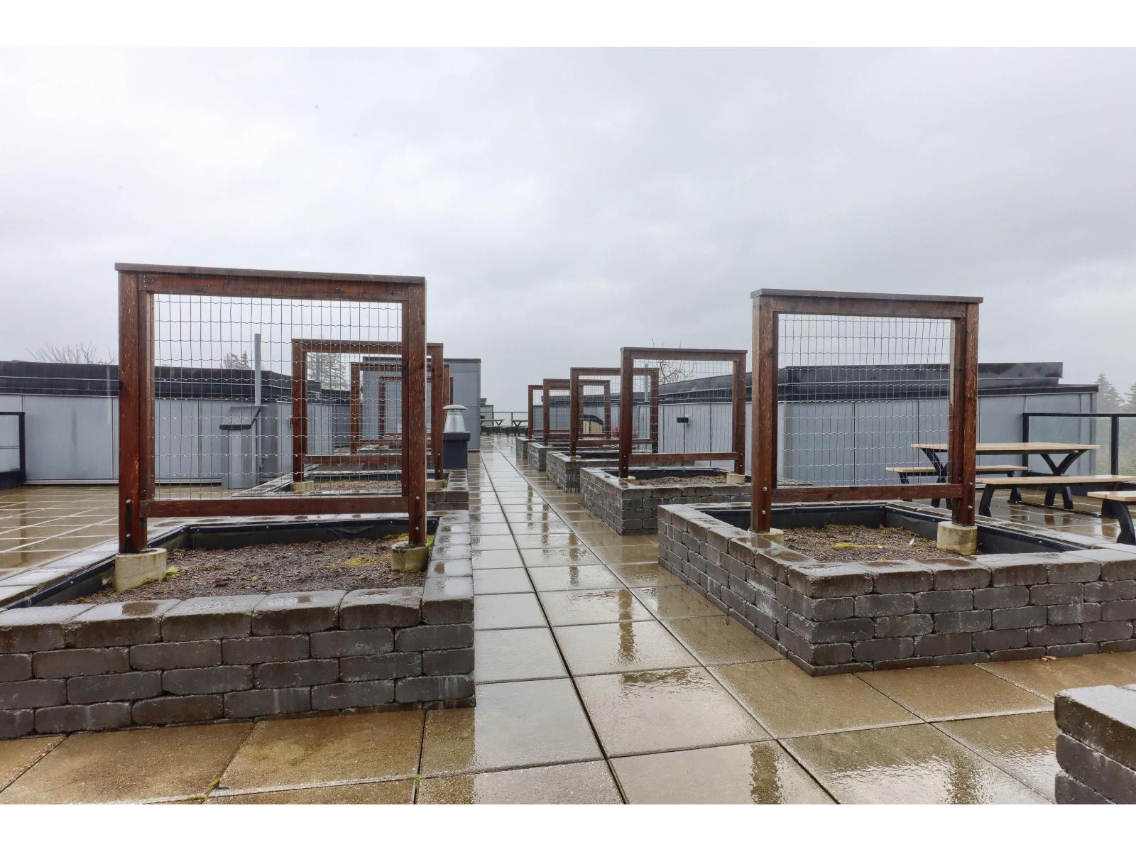 325 11077 RAVINE ROAD