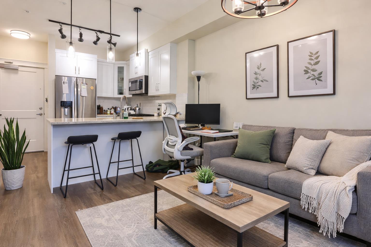 325 11077 RAVINE ROAD