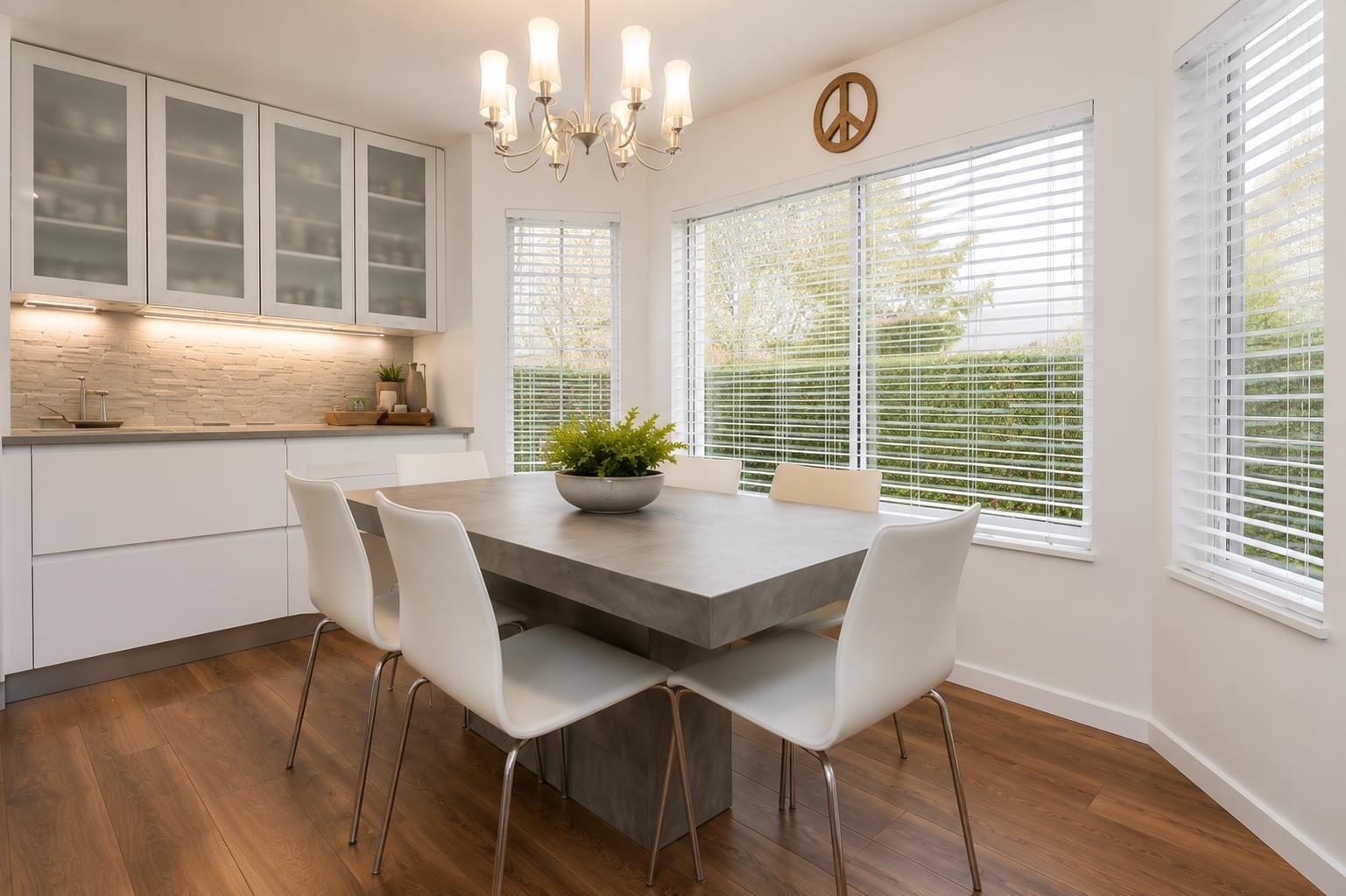201 8972 FLEETWOOD WAY