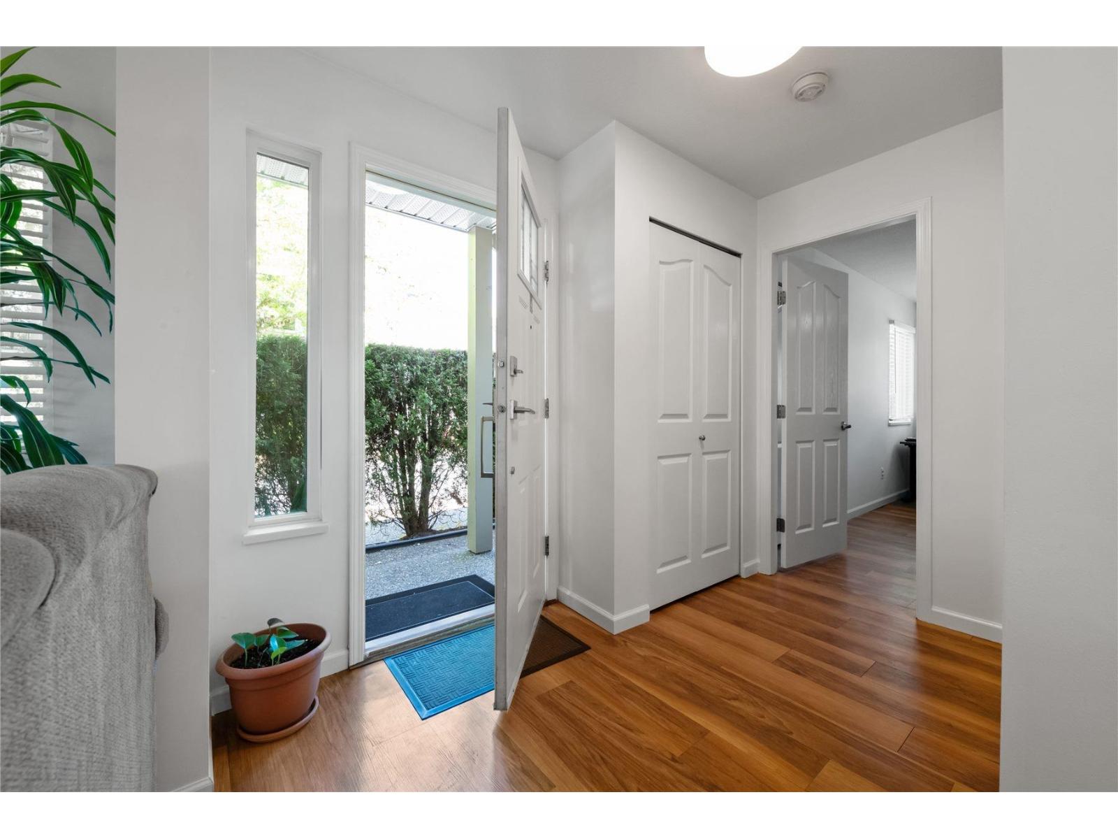 201 8972 FLEETWOOD WAY