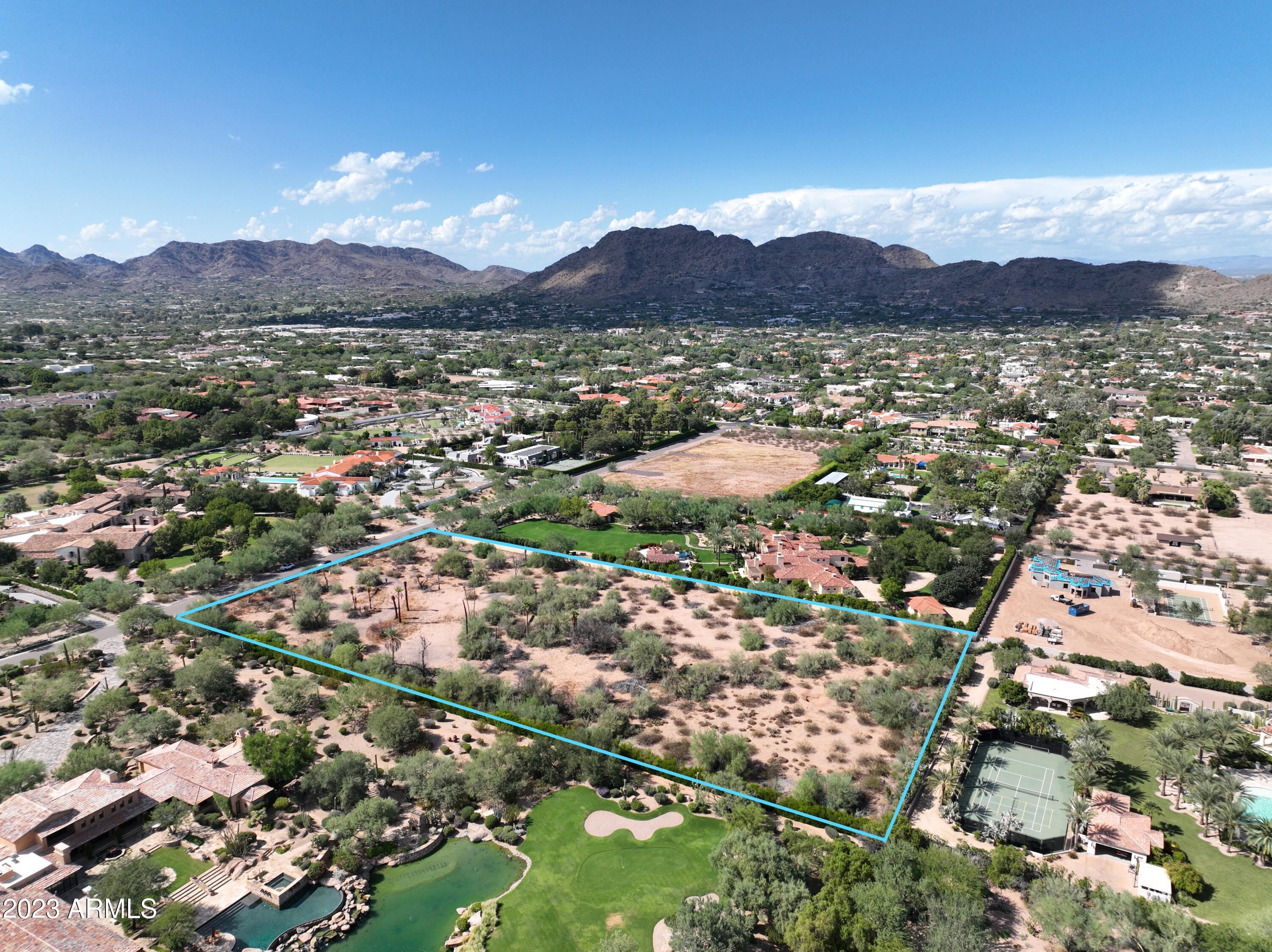 5711 N Yucca Road 10