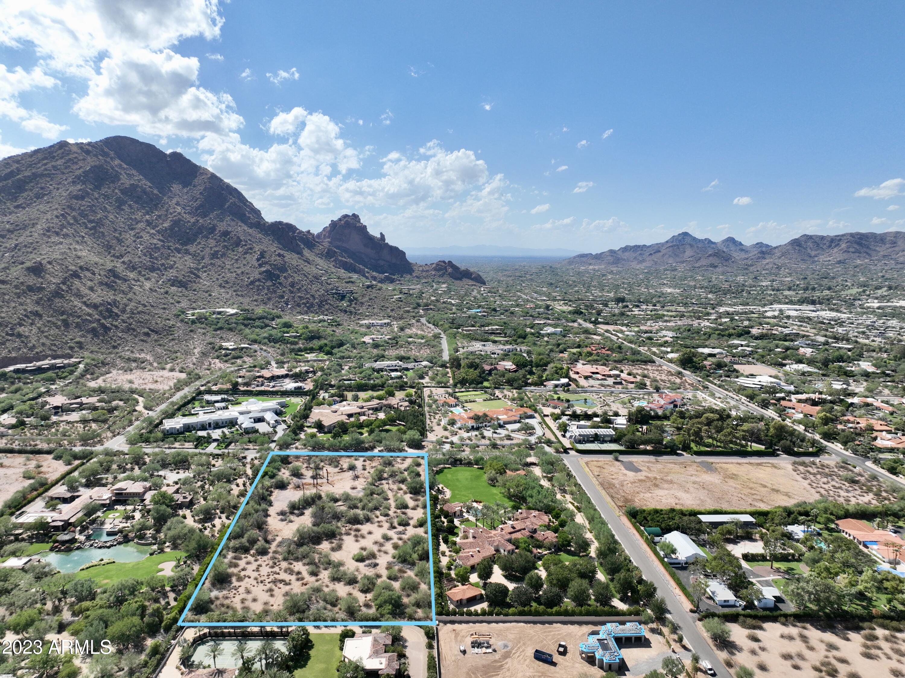 5711 N Yucca Road 10