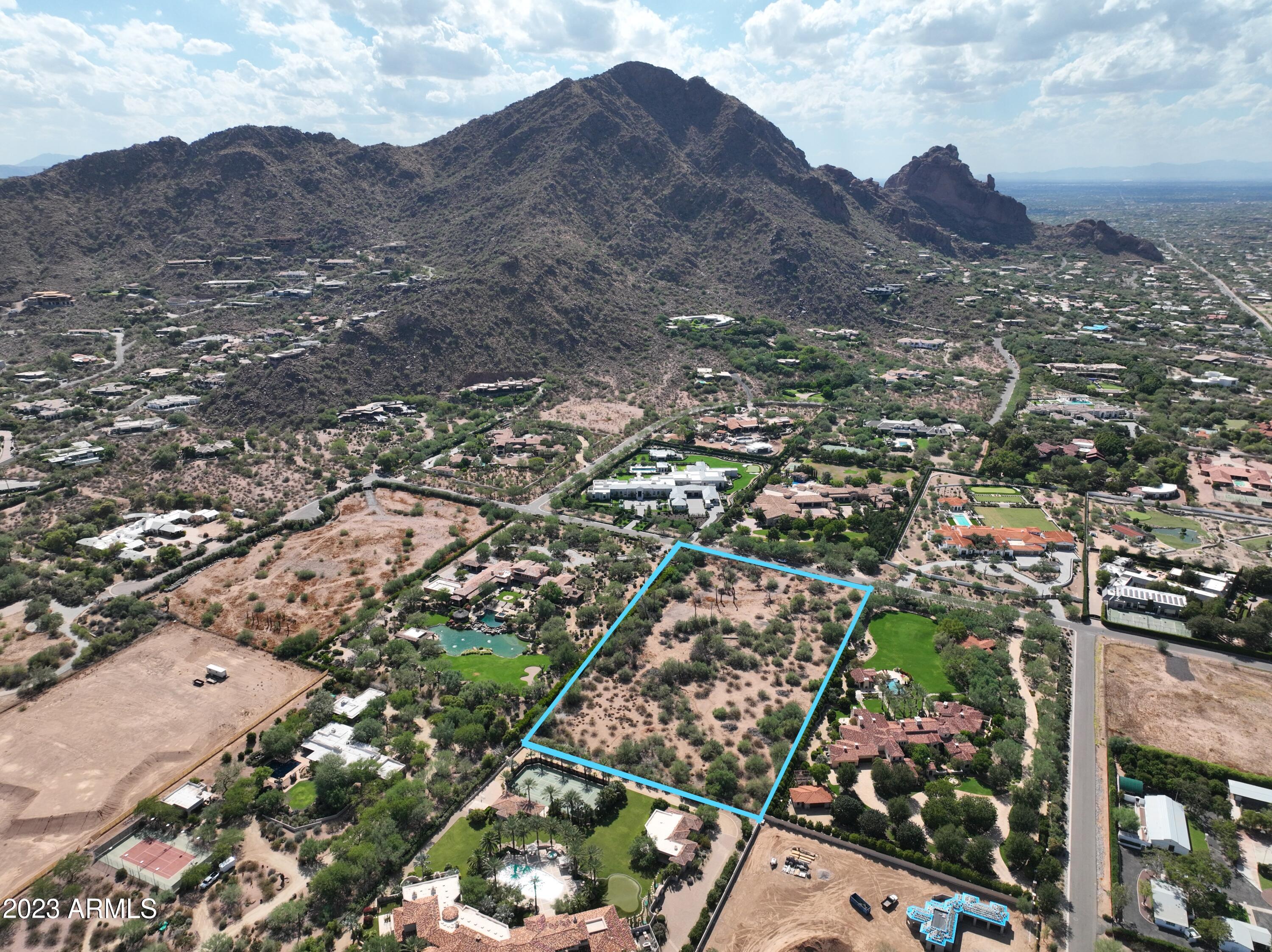 5711 N Yucca Road 10