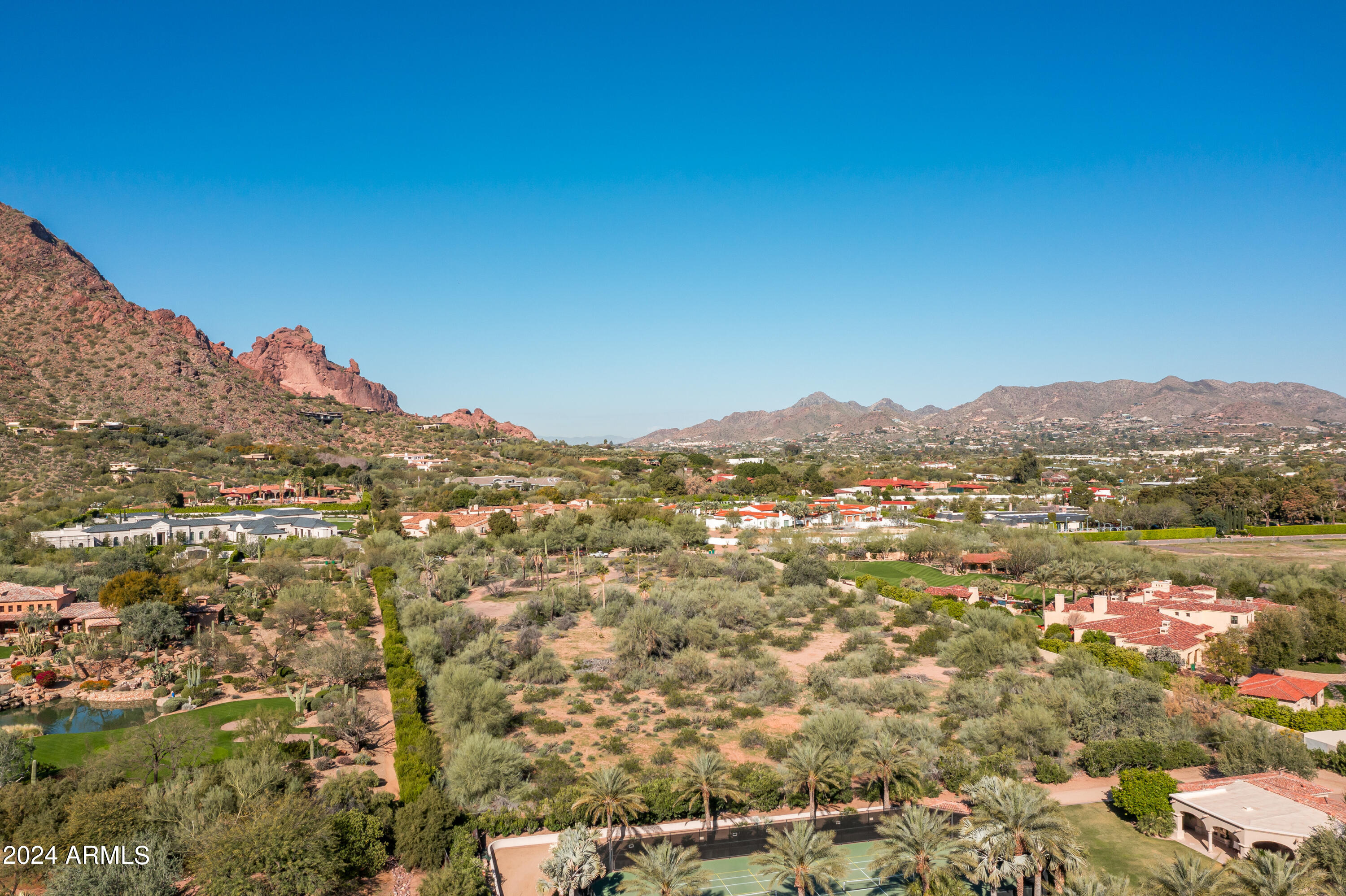 5711 N Yucca Road 10