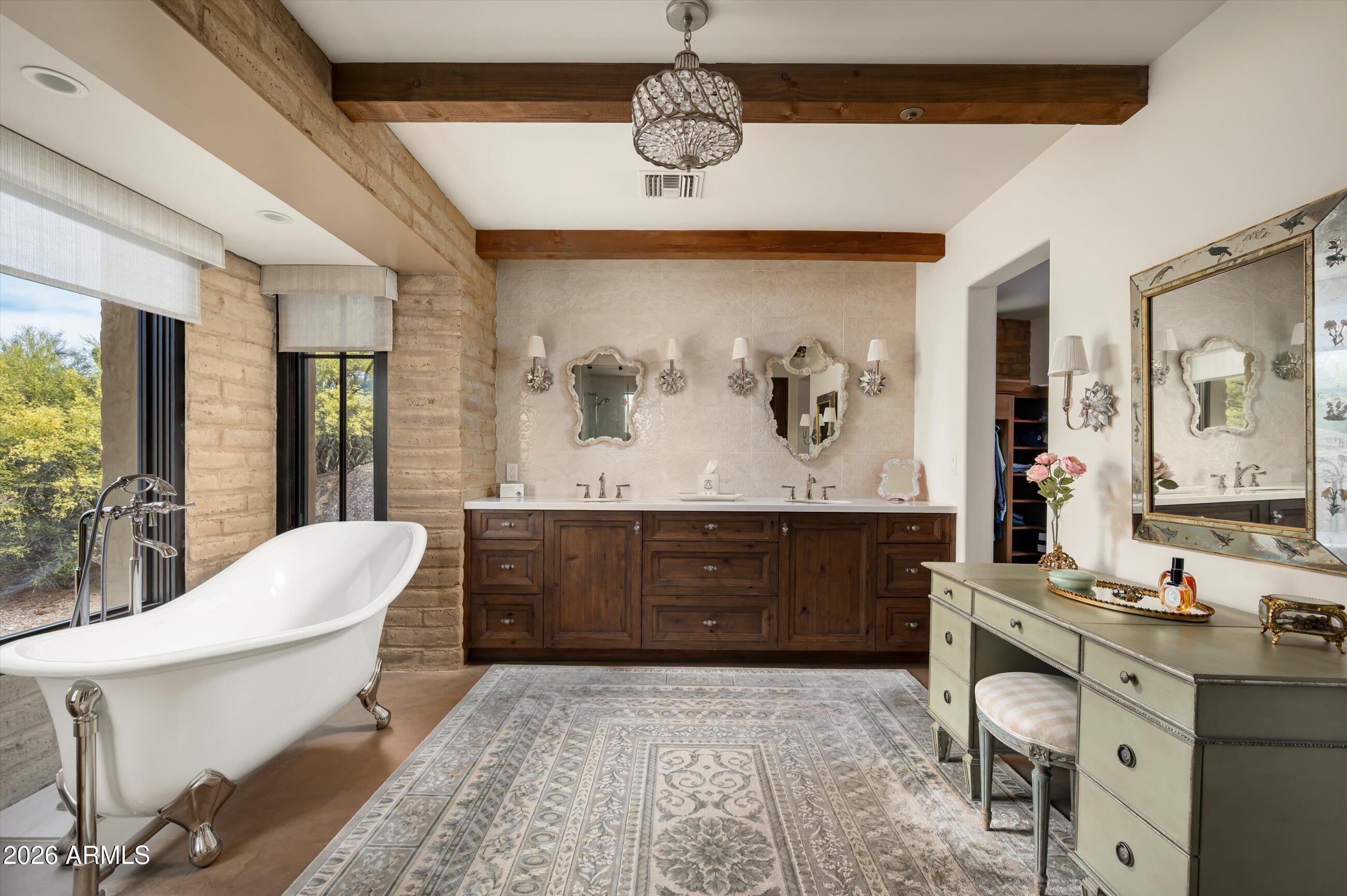 8400 E Dixileta Drive 128