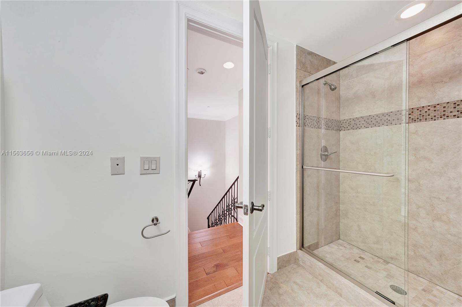 903 NE 17th Way # 104