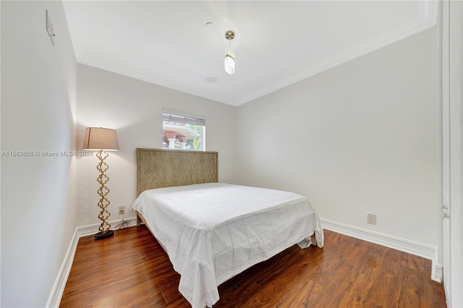 903 NE 17th Way # 104