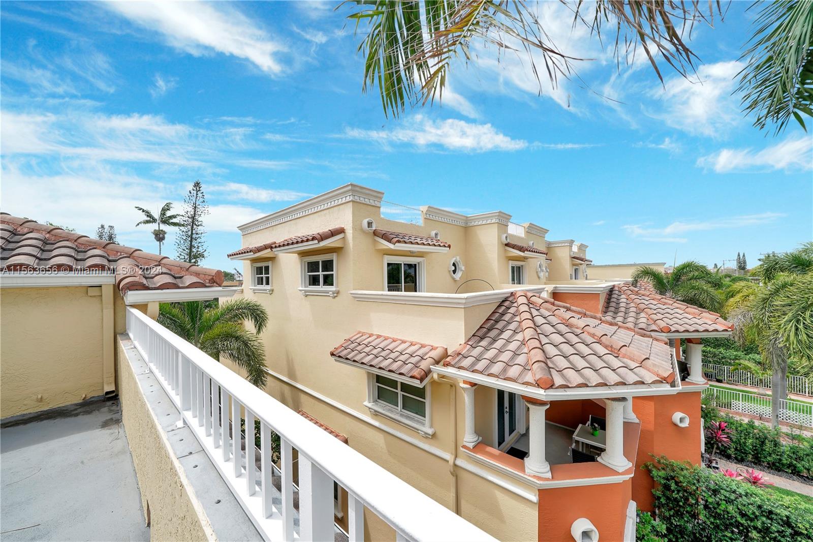 903 NE 17th Way # 104