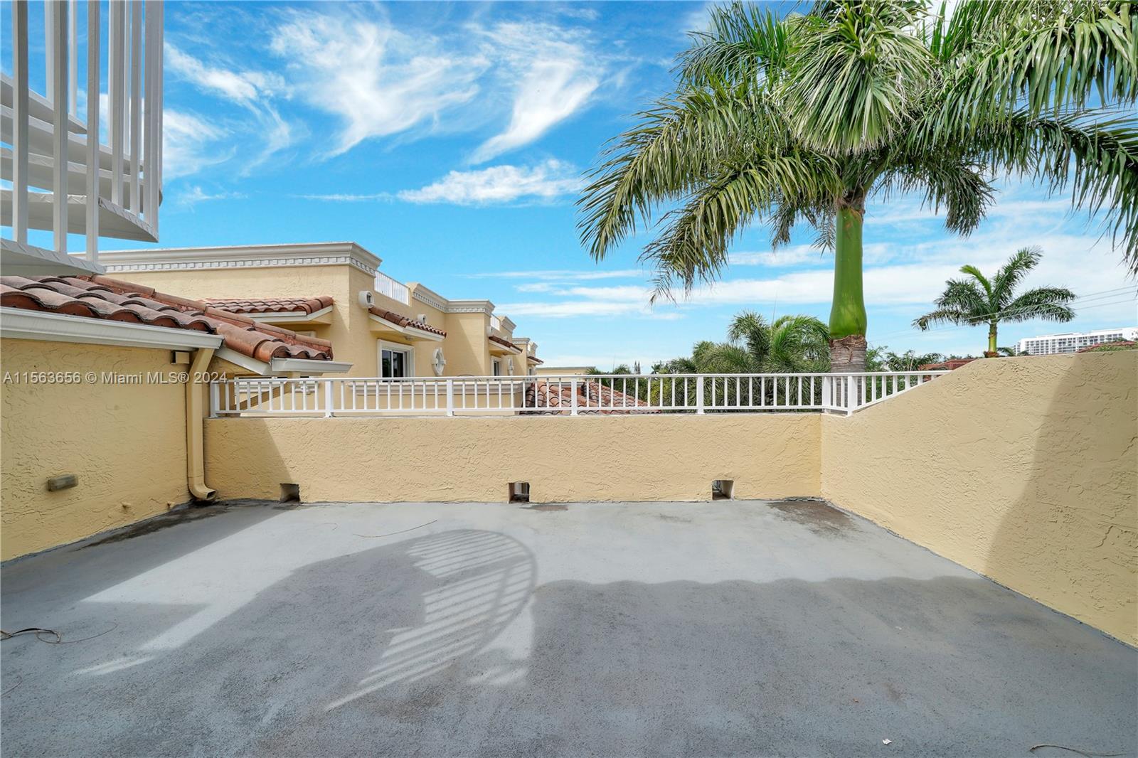 903 NE 17th Way # 104