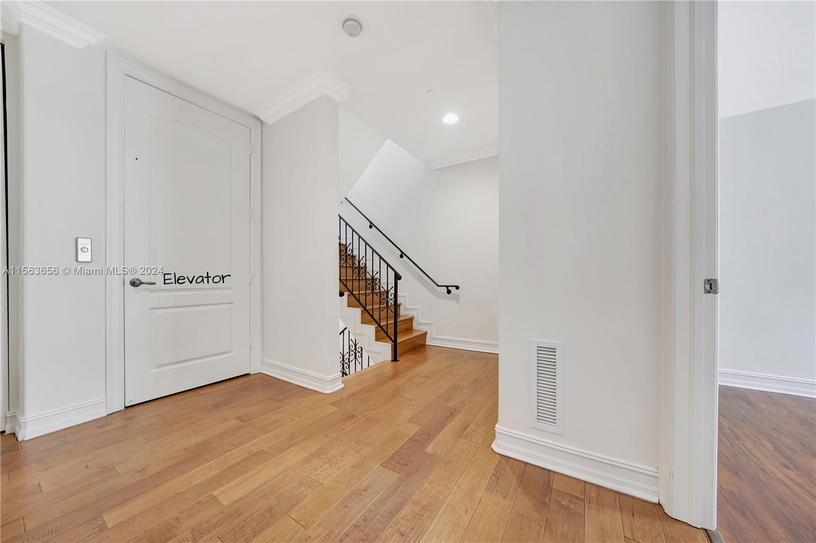 903 NE 17th Way # 104