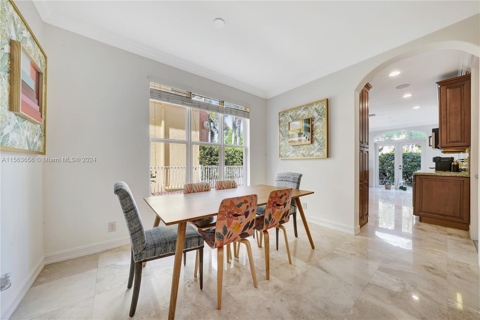 903 NE 17th Way # 104